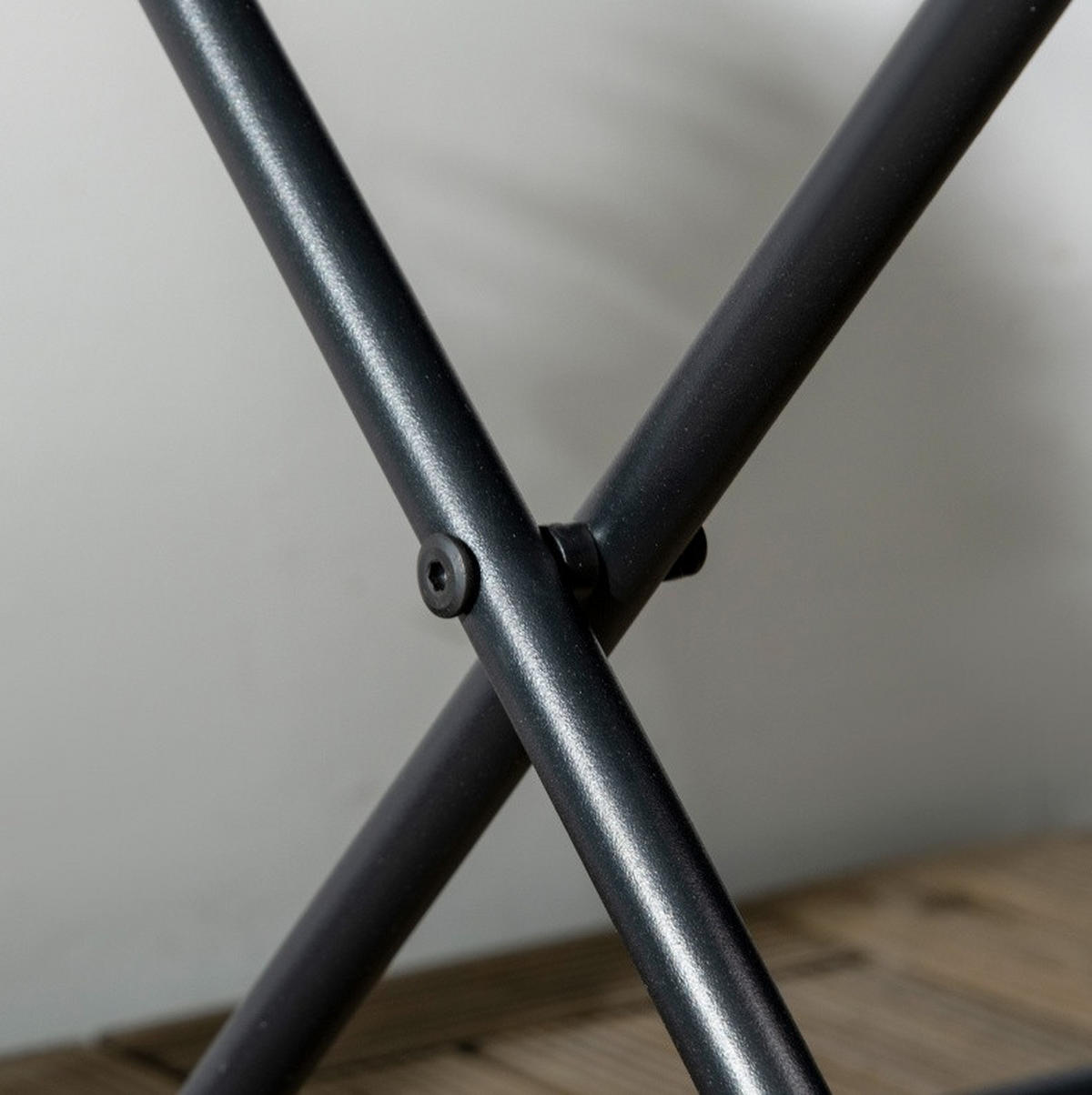 BALKONOVÝ stůl 40/40/40 cm černý ze oceli skládací a odolný proti počasí - černá, kov (40/40/40cm) - OKWISH
