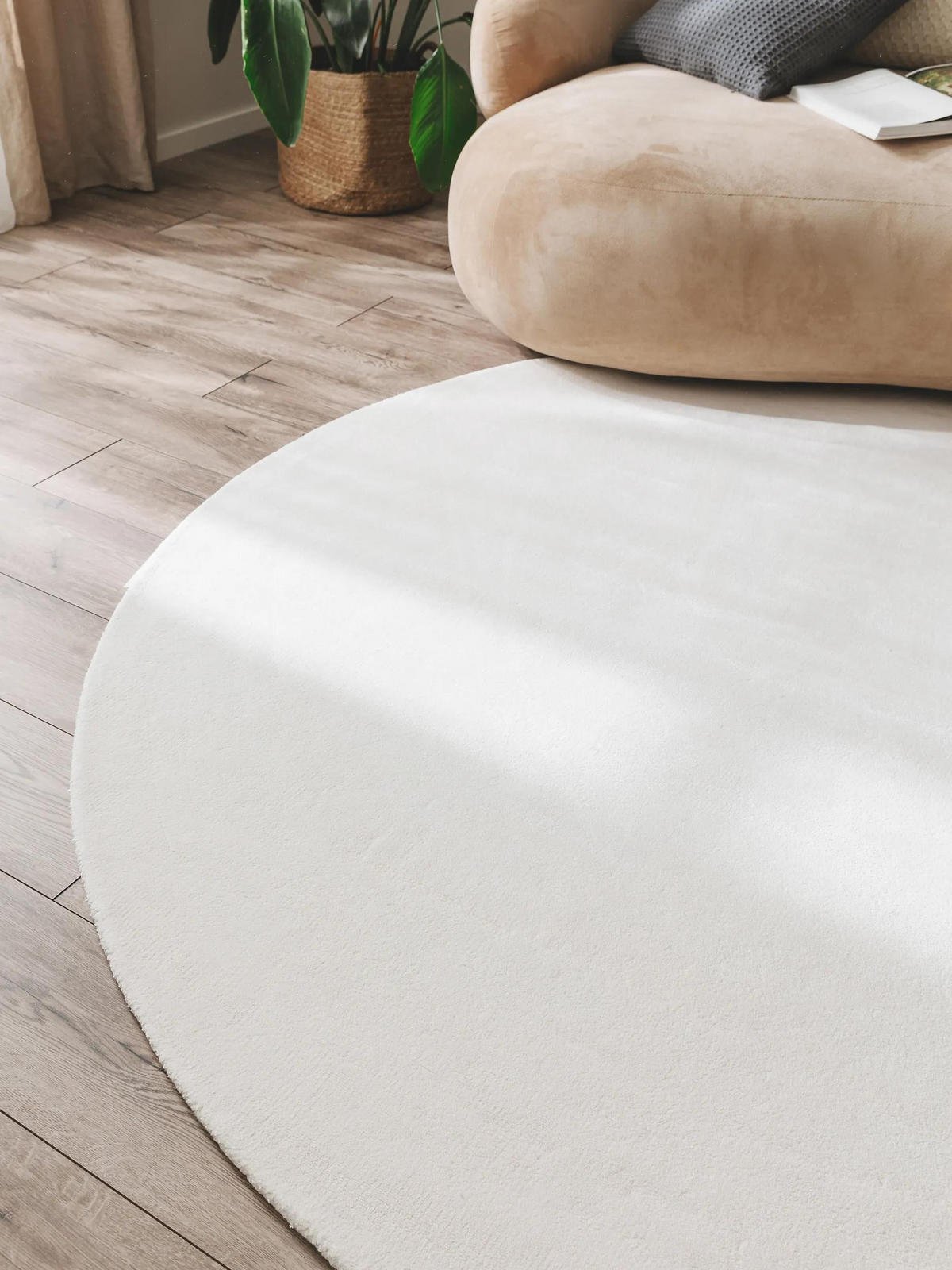VISKOSETEPPICH rund Nela Ivory ø 200 cm rund - Creme, Textil (200/200cm) - benuta Pure