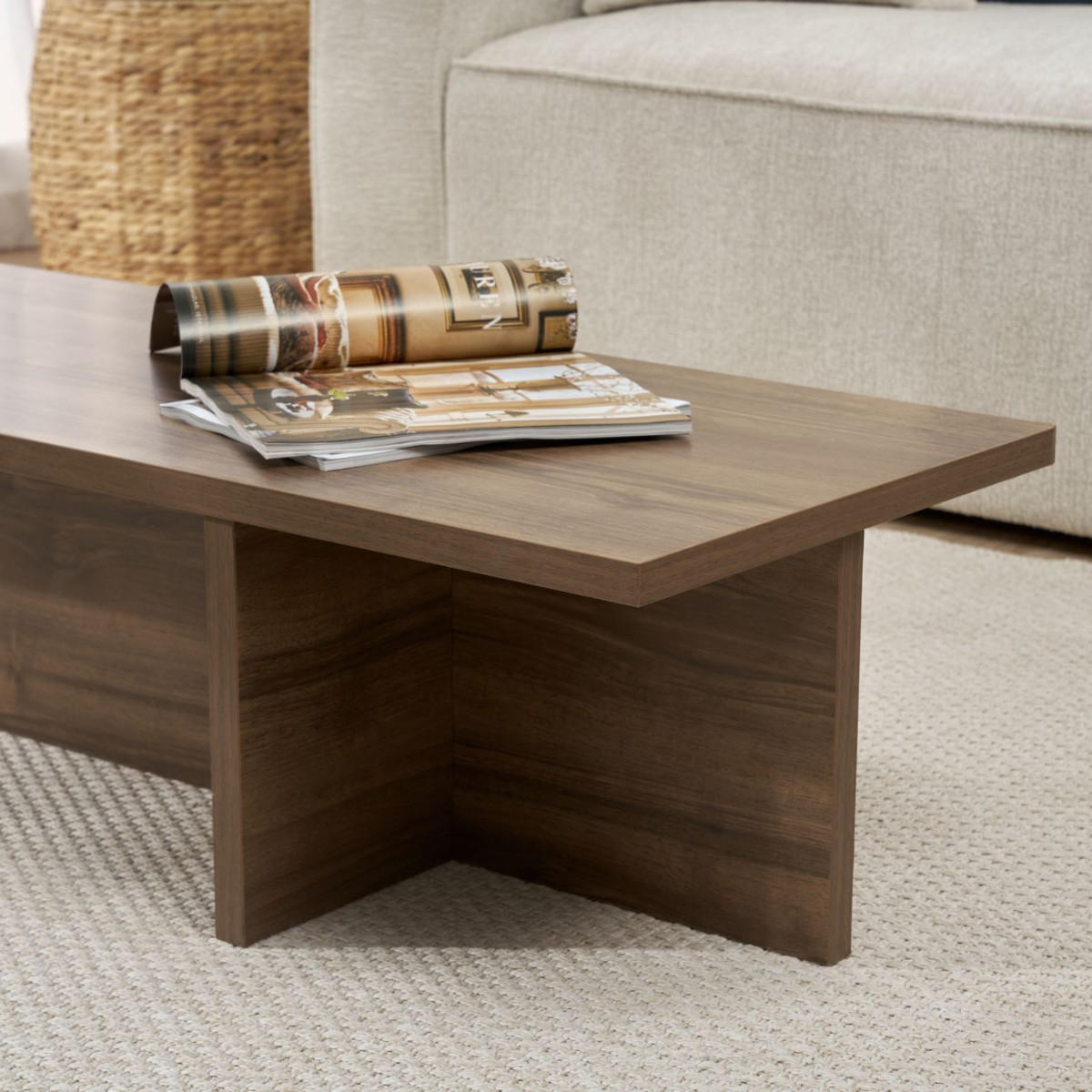 COUCHTISCH mit rechteckiger Platte und asymmetrischem Fuß L120 cm - HARBOR - Naturfarben, Holzwerkstoff (50/45/30cm) - Calicosy