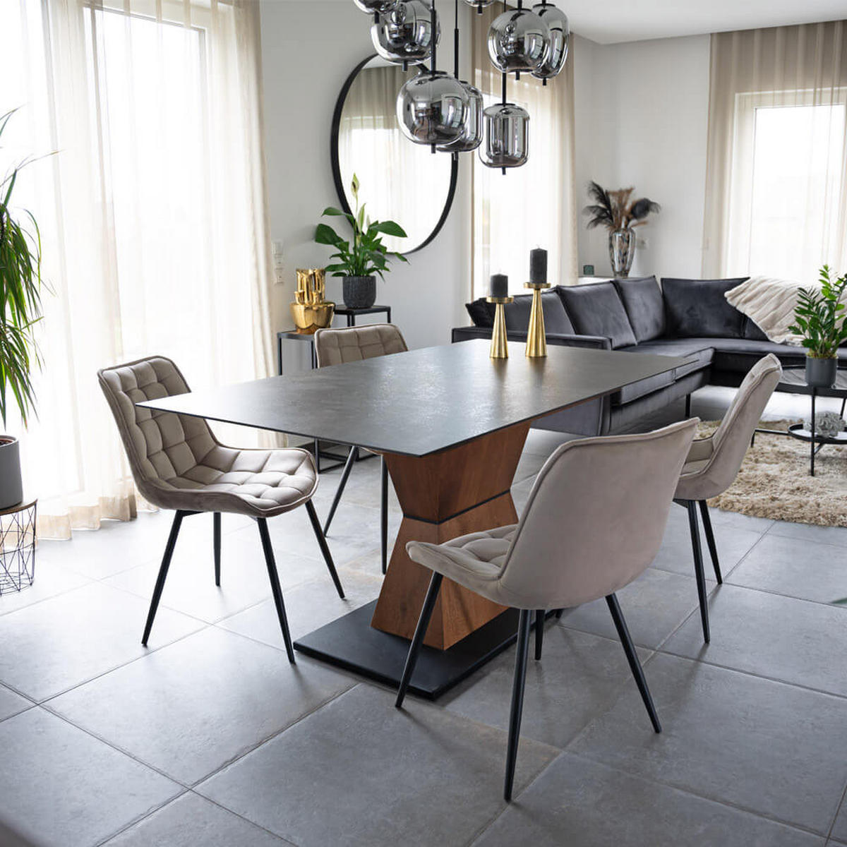 POLSTERSTUHL Esszimmer Samt IKALO – 2er Set Hellbraun - Hellbraun, Textil/Metall (61.5/79.8/50.5cm) - Home Deluxe