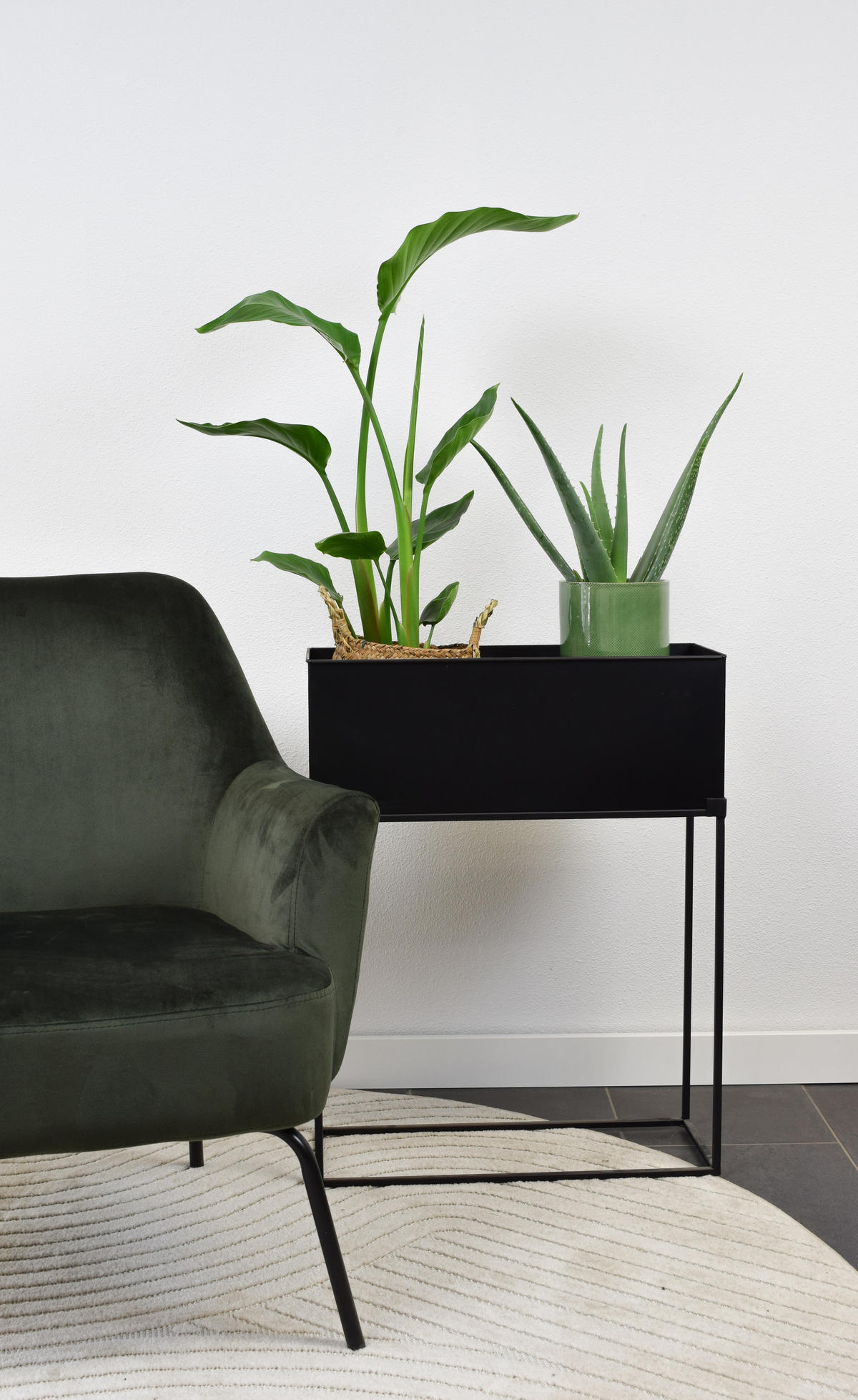 STEHENDER PFLANZKÜBEL Flora Schwarz - Schwarz, Metall (55/70/20cm) - LOFT42