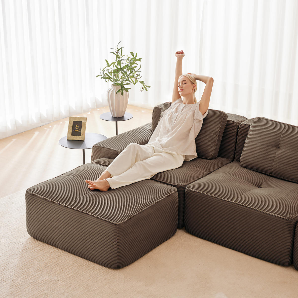 3-SITZER Sofa 293x177x69 cm aus Cordstoff rahmenlos modular mit 3 Hockern, braun - Braun, Textil (177/69/293cm)