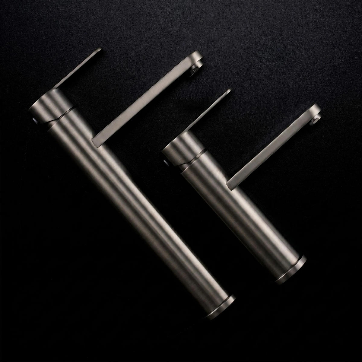 WASCHBECKENARMATUR Rea Arcos Titan - Titanfarben, Metall (20/18.5/9.8cm) - REA