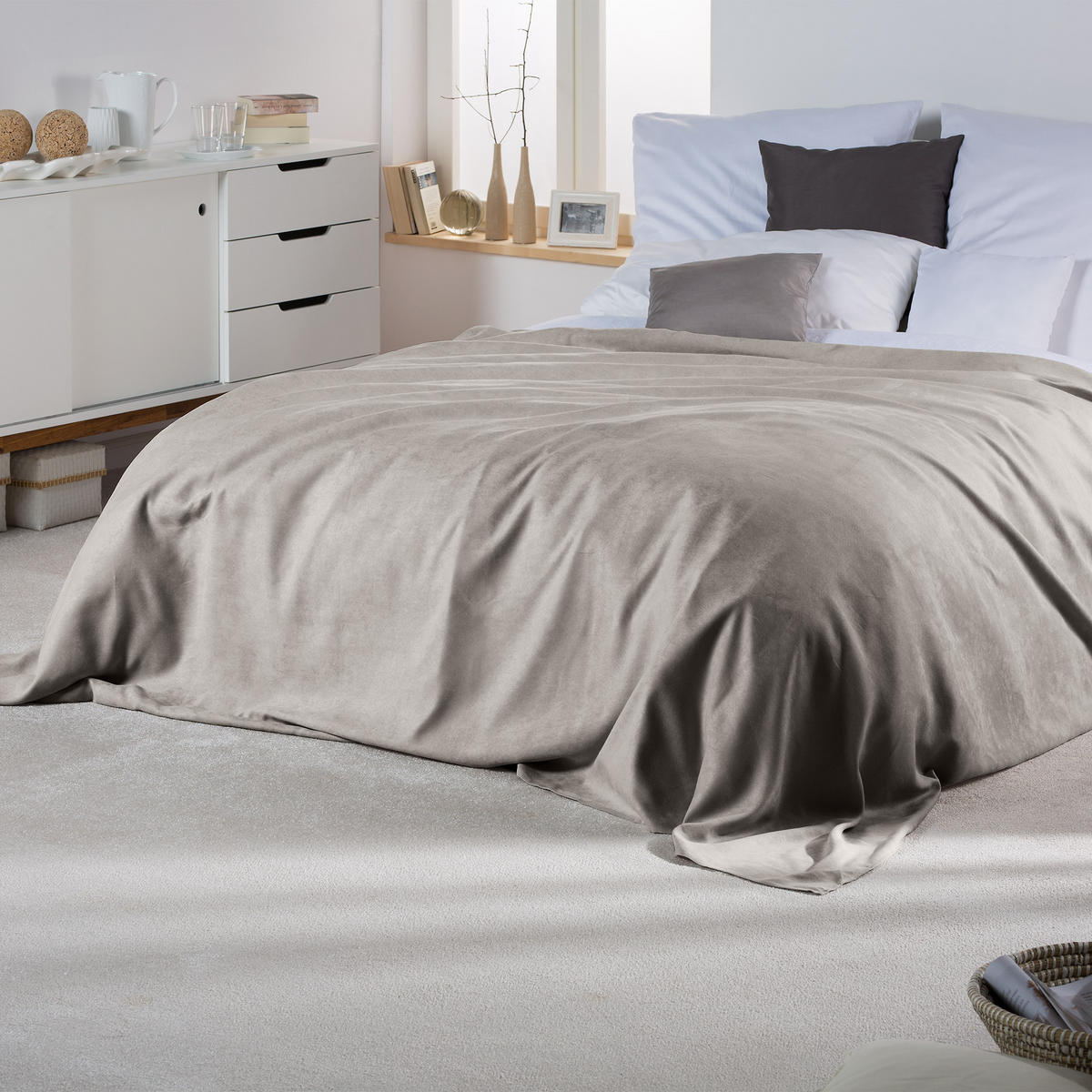 TAGESDECKE Romantica Wildleder Optik 210/280 cm Hellgrau - Hellgrau, Textil (210/280cm) - Beautissu 