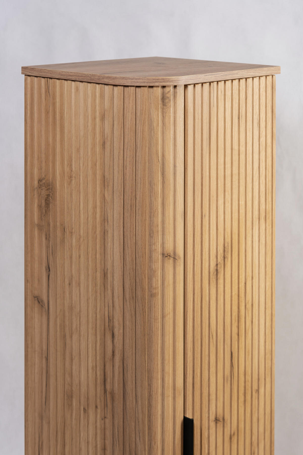 BADEZIMMERSCHRANK, Gold Craft Eiche, Schwarzer Griff, 35,5 x 139 x 31,5 cm - Eichefarben/Schwarz, Holzwerkstoff/Kunststoff (35.5/139/31.5cm) - 3XE LIVING