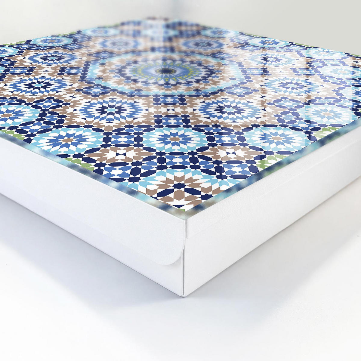SCHLÜSSELBOX Weiß 30x30 cm – Türöffnung nach rechts - Orientalisches Mosaik - Blau, Metall (30/30/5cm) - TULUP