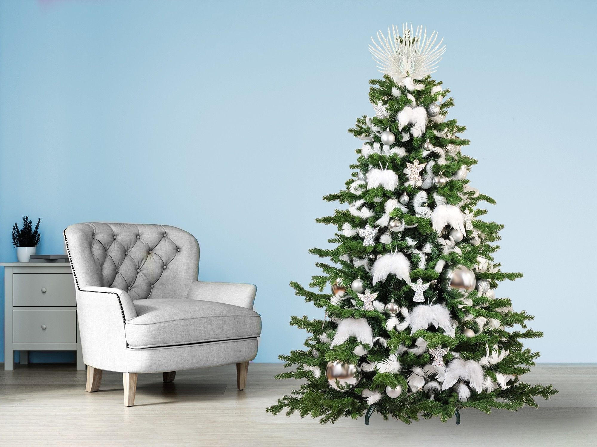 WEIHNACHTSBAUM geschmückt künstlich mit 136 Ornamenten ANGEL WINGS 240 cm Baum mit Ständer und Weihnachtsschmuck - Silberfarben/Weiß, Kunststoff (240cm) - LAALU