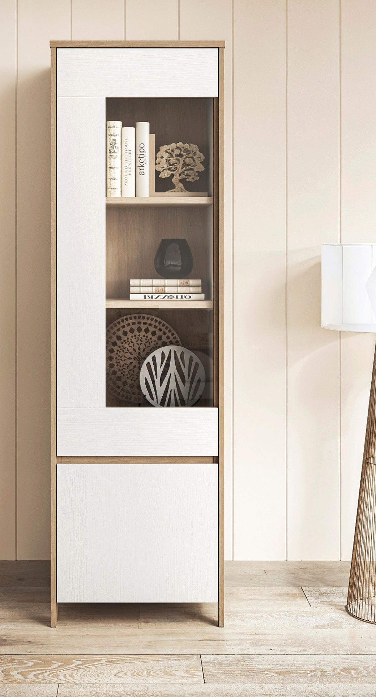 VITRINE in weiß und Eiche Vitrinenschrank skandinavisch 58 x 195 cm, Soft-Close Finnes - Eichefarben/Weiß, Glas/Holzwerkstoff (58/195/39cm) - Furn.Design