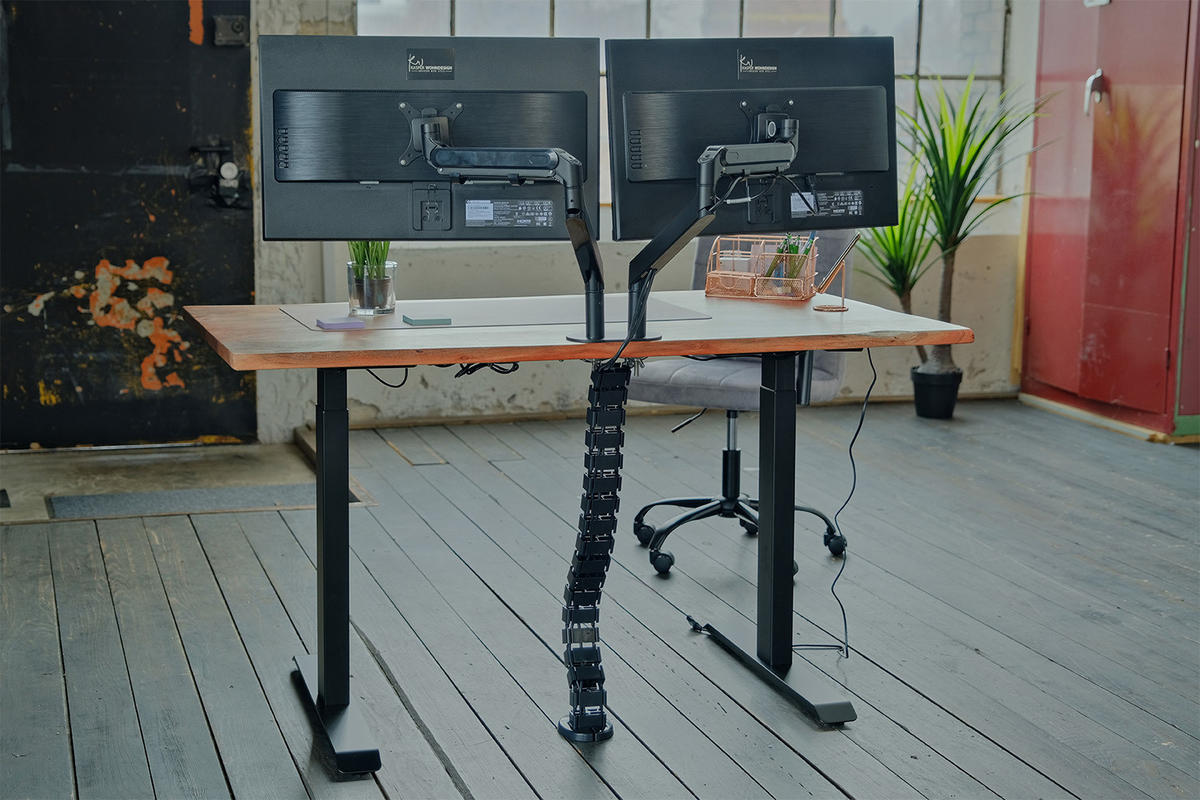 MIT MONITORHALTERUNG ELEKTRISCH HÖHENVERSTELLBARER SCHREIBTISCH LORA Nussbaum Dekor Akazie - Nussbaumfarben/Schwarz, Holz (90/180/72cm) - KAWOLA