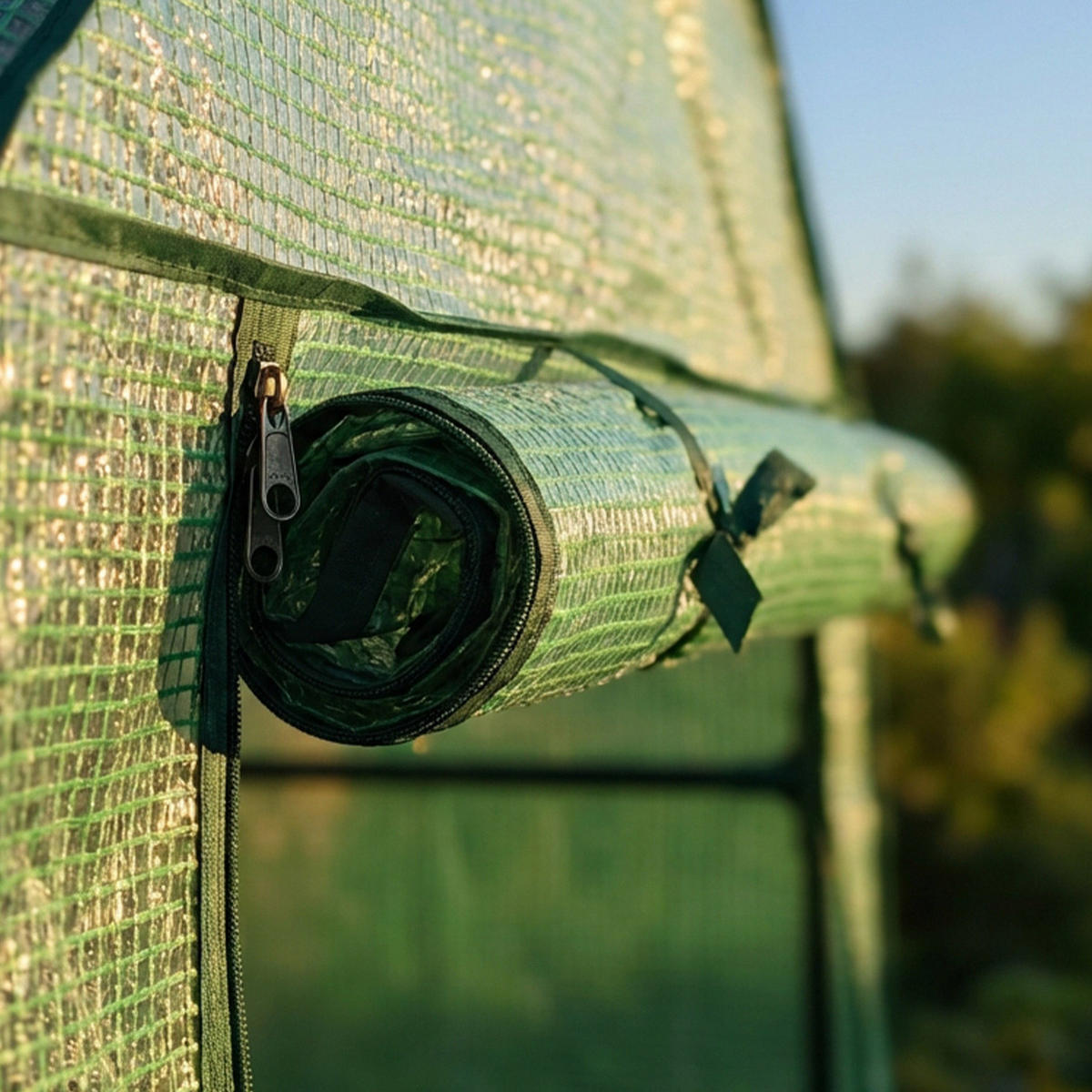 MINI Gewächshaus in Hausform, Grün, 143x73x195 cm - Grün, Metall (143/195/73cm) - Akord