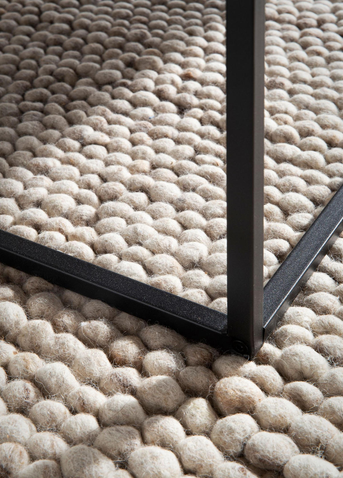 COUCHTISCH in Stein-Optik mit Metallbeinen im modernen Design, Beige 60x60x38 cm - Beige/Schwarz, Holzwerkstoff/Metall (60/60/38cm) - KADIMA DESIGN