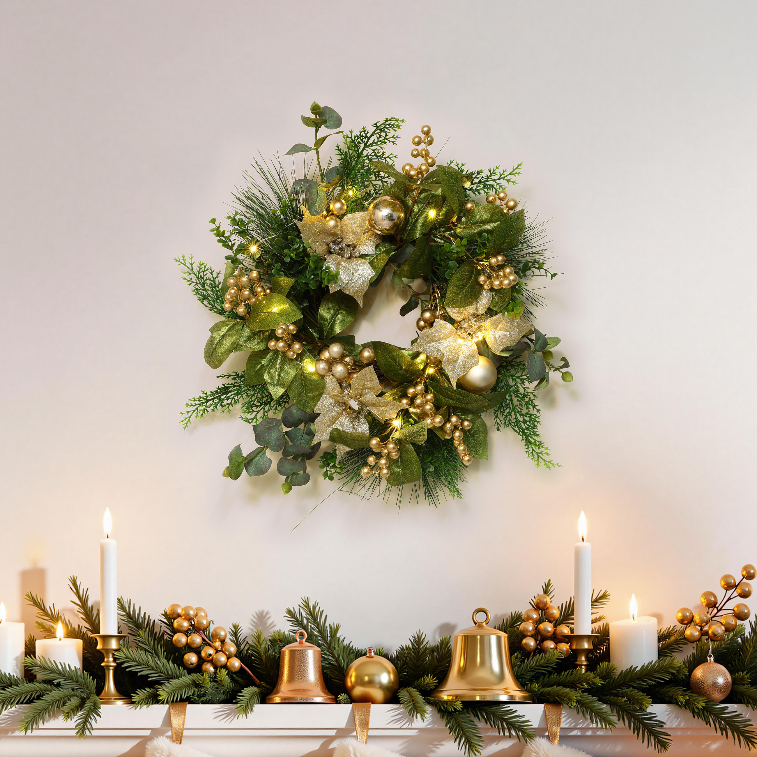 40 cm Weihnachtskranz mit LED&Timer, Goldblüten & Eukalyptus - Grün, Kunststoff (50cm) - Hometopia