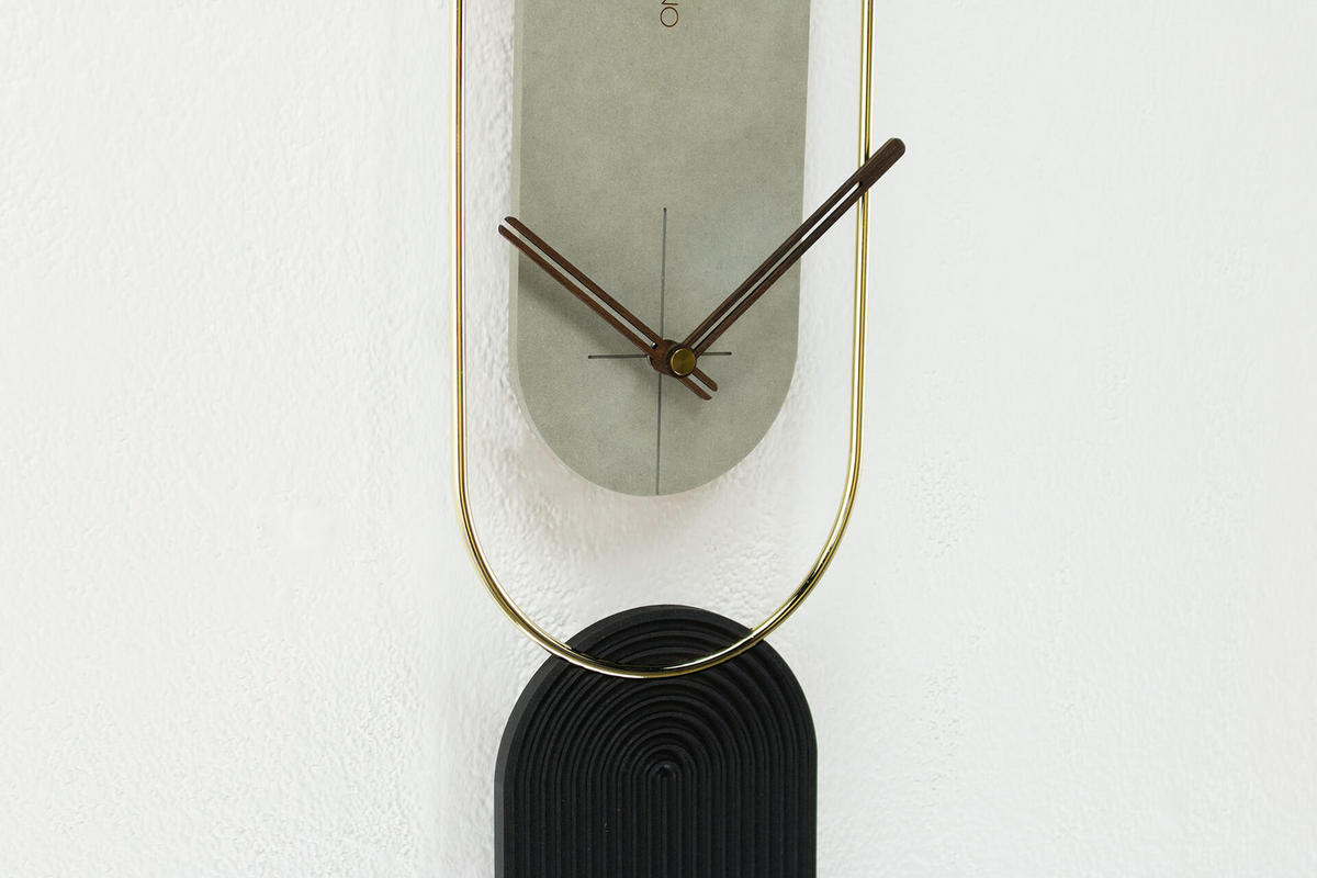 WANDUHR Design Grau 18/76 cm - Grau, Holzwerkstoff/Metall (1.2/75.5/2cm) - ONZENO