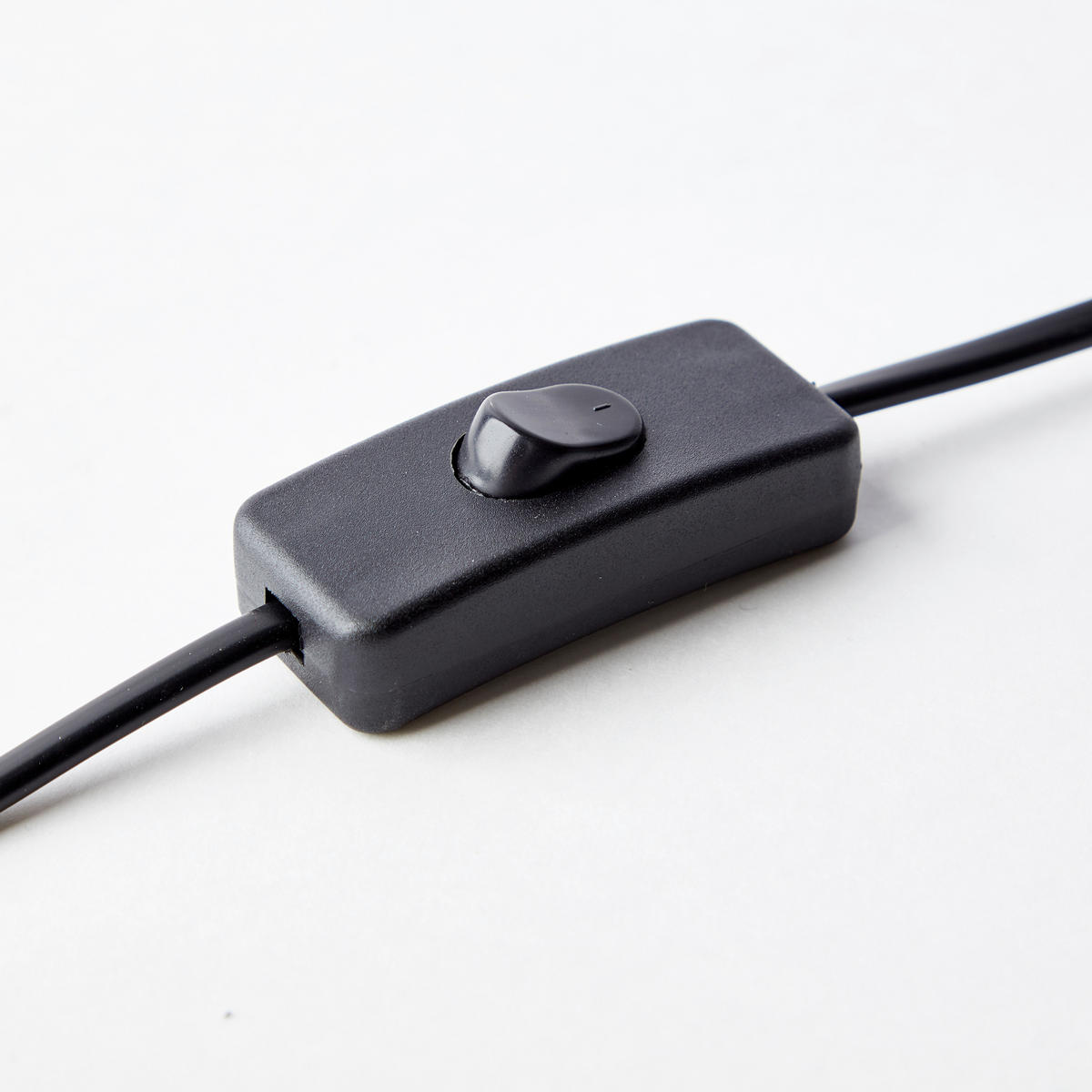 TISCHLEUCHTE Scarlett 20070/76 - Schwarz, Metall (11/11/22.5cm) - Brilliant