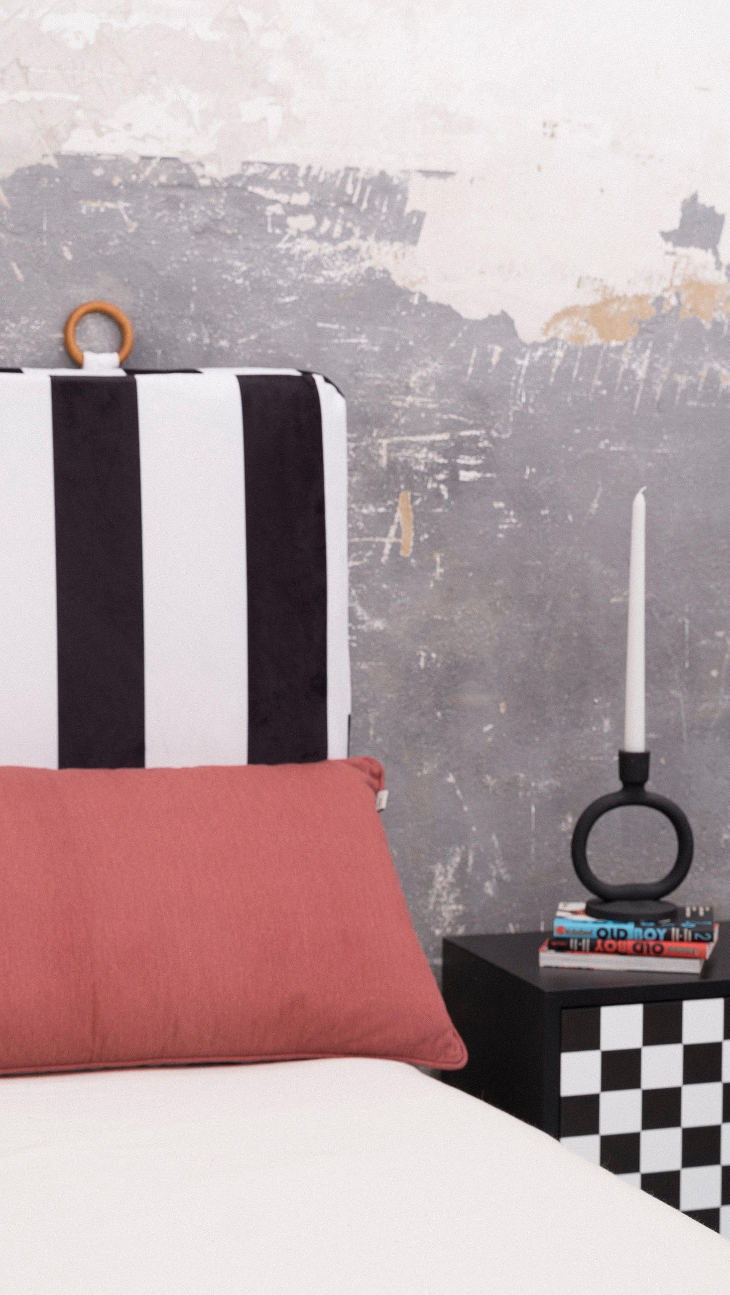 KOPFTEIL aus Samt und Schaumstoff mit weiß-schwarz gestreiftem Muster VELVET - Multicolor, Textil (160/60/8cm) - RNT By Really Nice Things