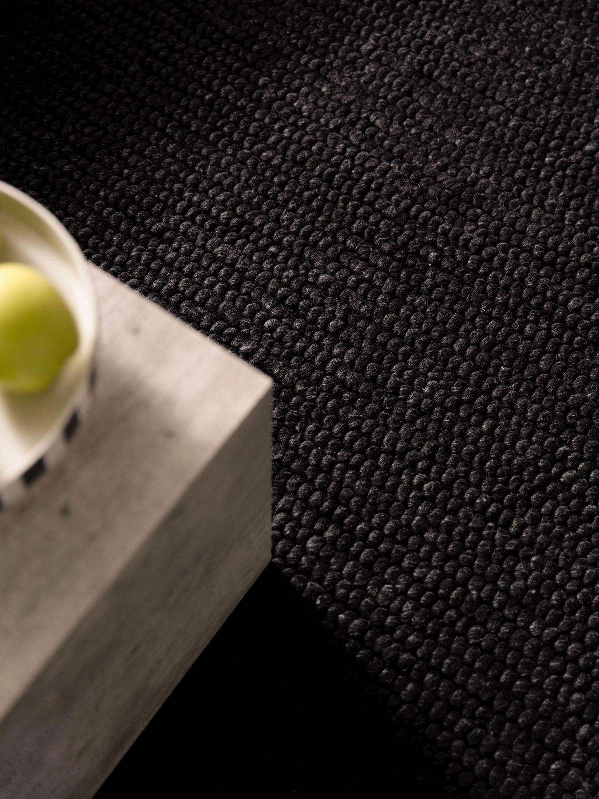 WOLLTEPPICH Beads Anthrazit 80x150 cm - Anthrazit, Textil (80/150cm) - benuta Pure