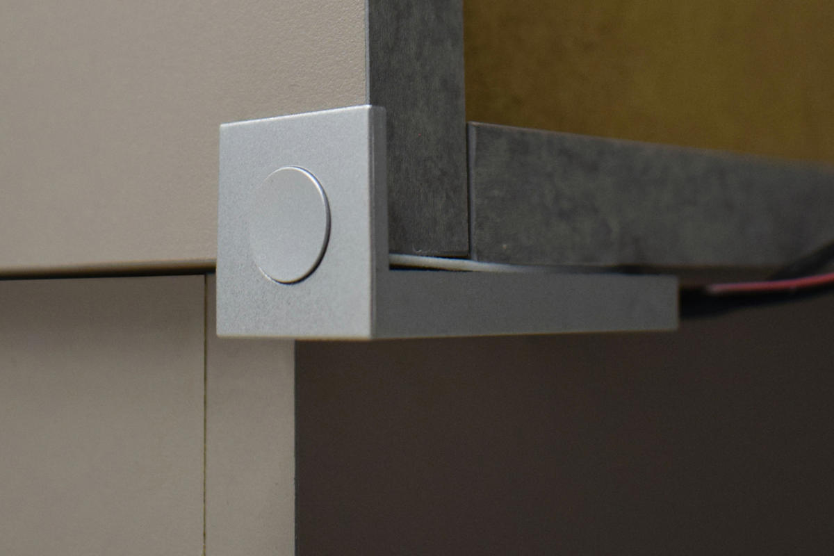 HIGHBOARD Lino Taupe matt und Eiche massiv - Grau, Holzwerkstoff (103/151/45cm)