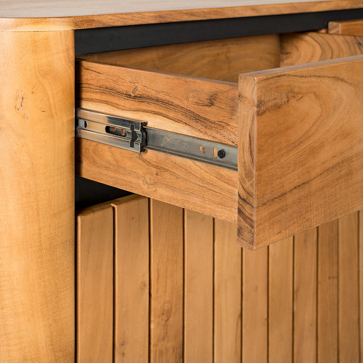 SIDEBOARD - Akazie massiv / Metall - Akaziefarben, Holz (177/90/42cm) - home24