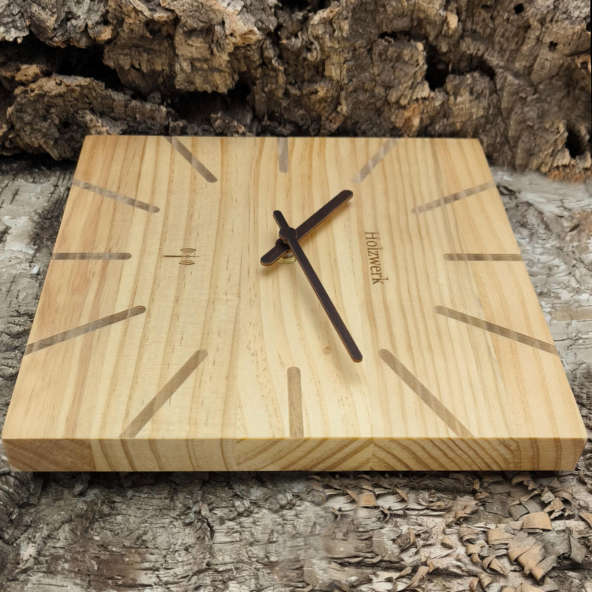 WANDUHR Holz Designer eckige EBERSBERG (FUNK) Loft Wand Uhr, beige - Beige, Holz/Metall (25/25/2cm) - Holzwerk