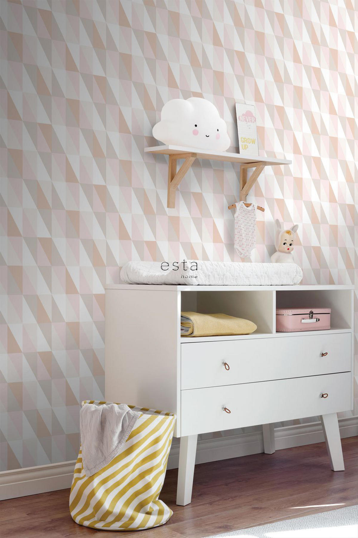 TAPETE grafische Dreiecke 53 cm x 10.05 m - Pink, Papier (53/1000cm) - ESTAhome