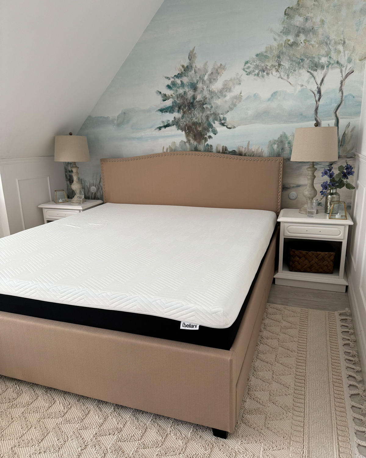 GELOVÁ matrace s paměťovou pěnou H2/3 Střední 180/200 cm Spongy - bílá, textil (180/200cm) - Beliani