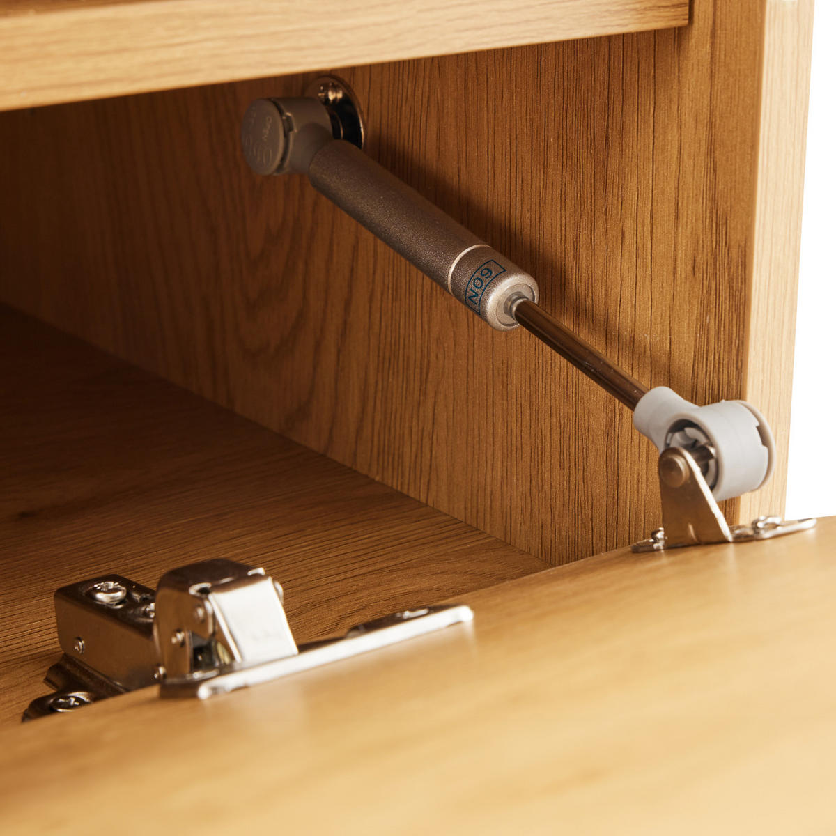 TV-MÖBEL Stinna 120/40/50 cm - Braun, Holzwerkstoff (40/50/120cm) - Happy Garden