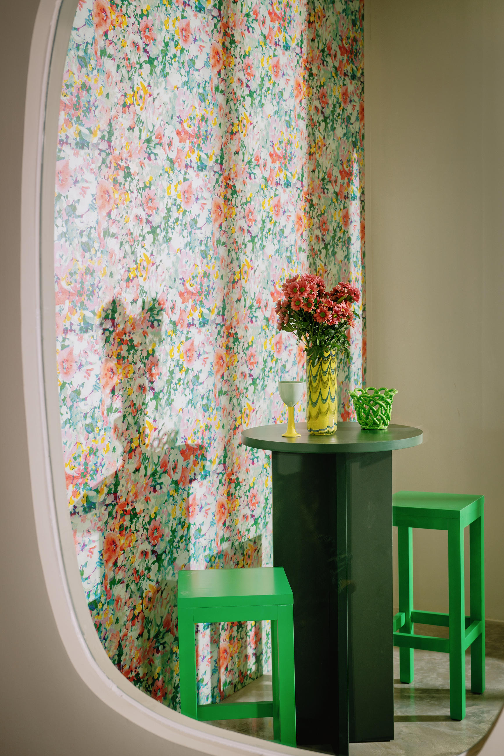 HOCHTISCH rund 60 cm Zederngrün CHINCHIN - Grün, Holzwerkstoff (60/105/60cm) - RNT By Really Nice Things