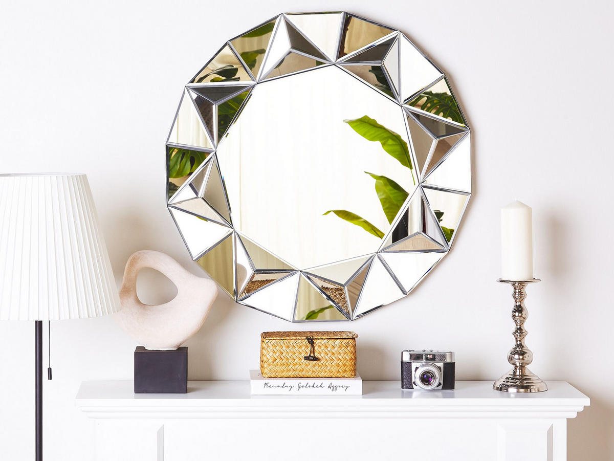 WANDSPIEGEL silber Diamantform 70 cm Habay - Silberfarben, Holzwerkstoff (70/70/3cm) - Beliani