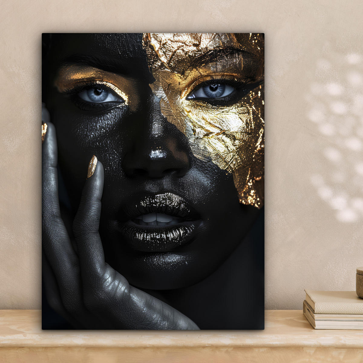 LEINWANDBILD Frau - Gold - Porträt - Schwarz-Weiß - Luxus Room Decor 30x40 cm - Hellblau, Textil (30/40cm) - MuchoWow