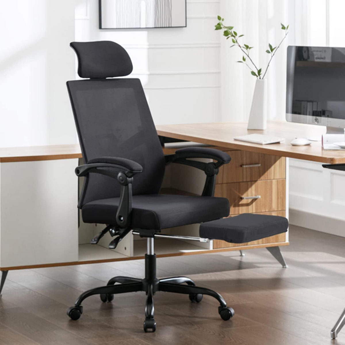 BÜROSTUHL mit Fußstütze und verstellbarer Kopfstütze Schwarz - Schwarz, Textil (64/117/64cm)