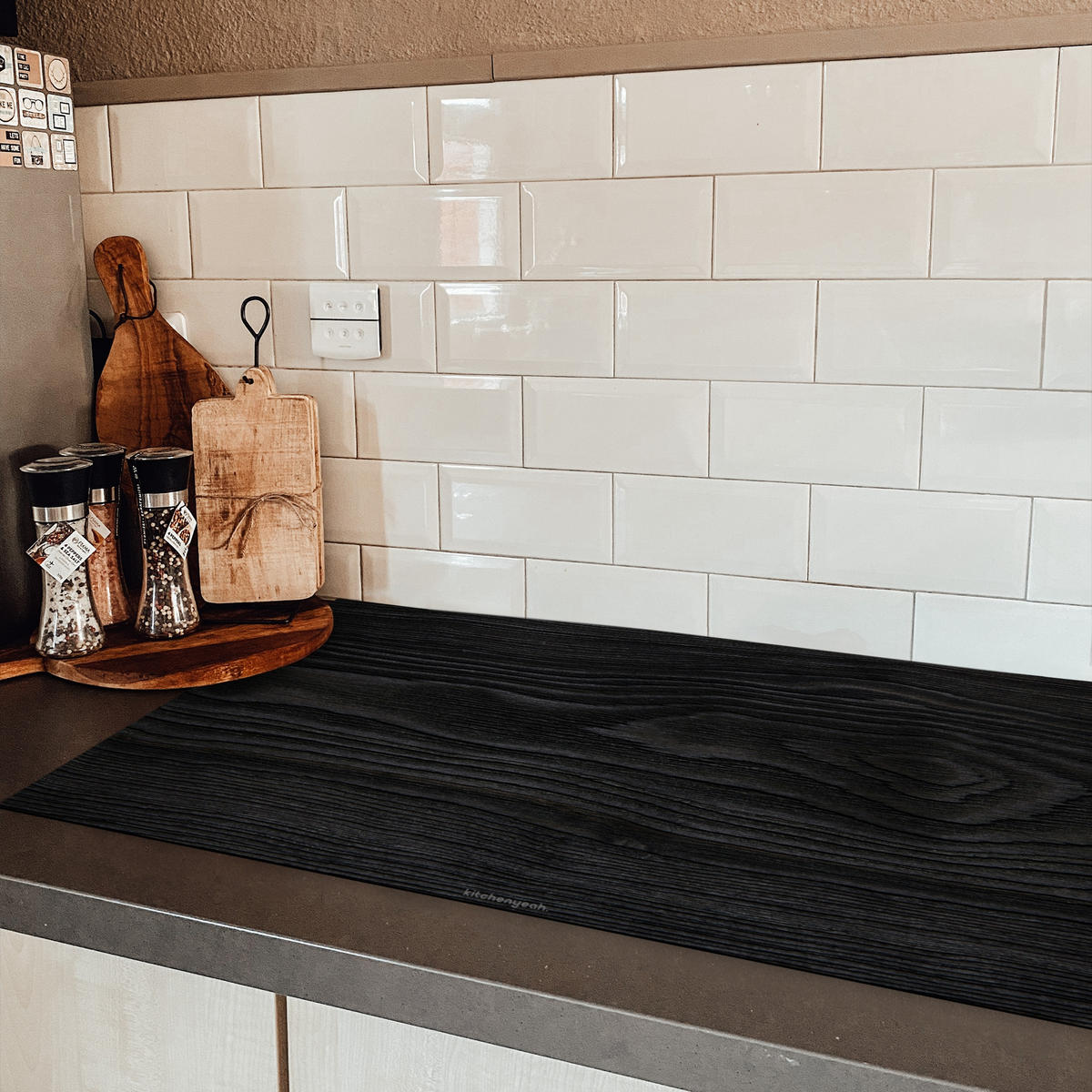 HERDABDECKPLATTE Schwarz - Holzoptik 89x51 cm - Schwarz, Kunststoff (89.6/0.2/51.6cm) - MuchoWow