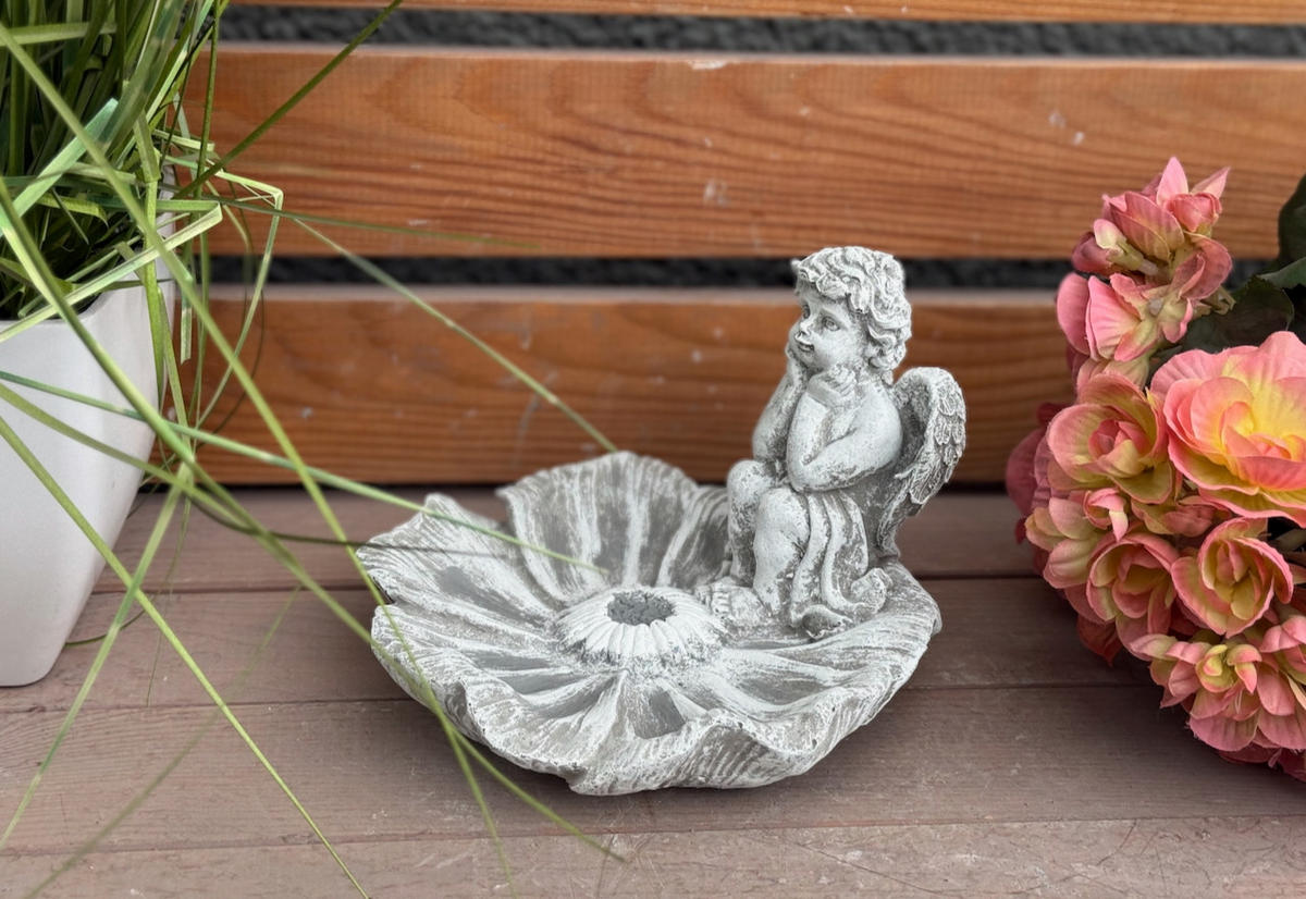 STEINFIGUR Engel auf Blüte frostfest Steinguss - Grau, Stein (16/12/16cm) - stoneandstyle