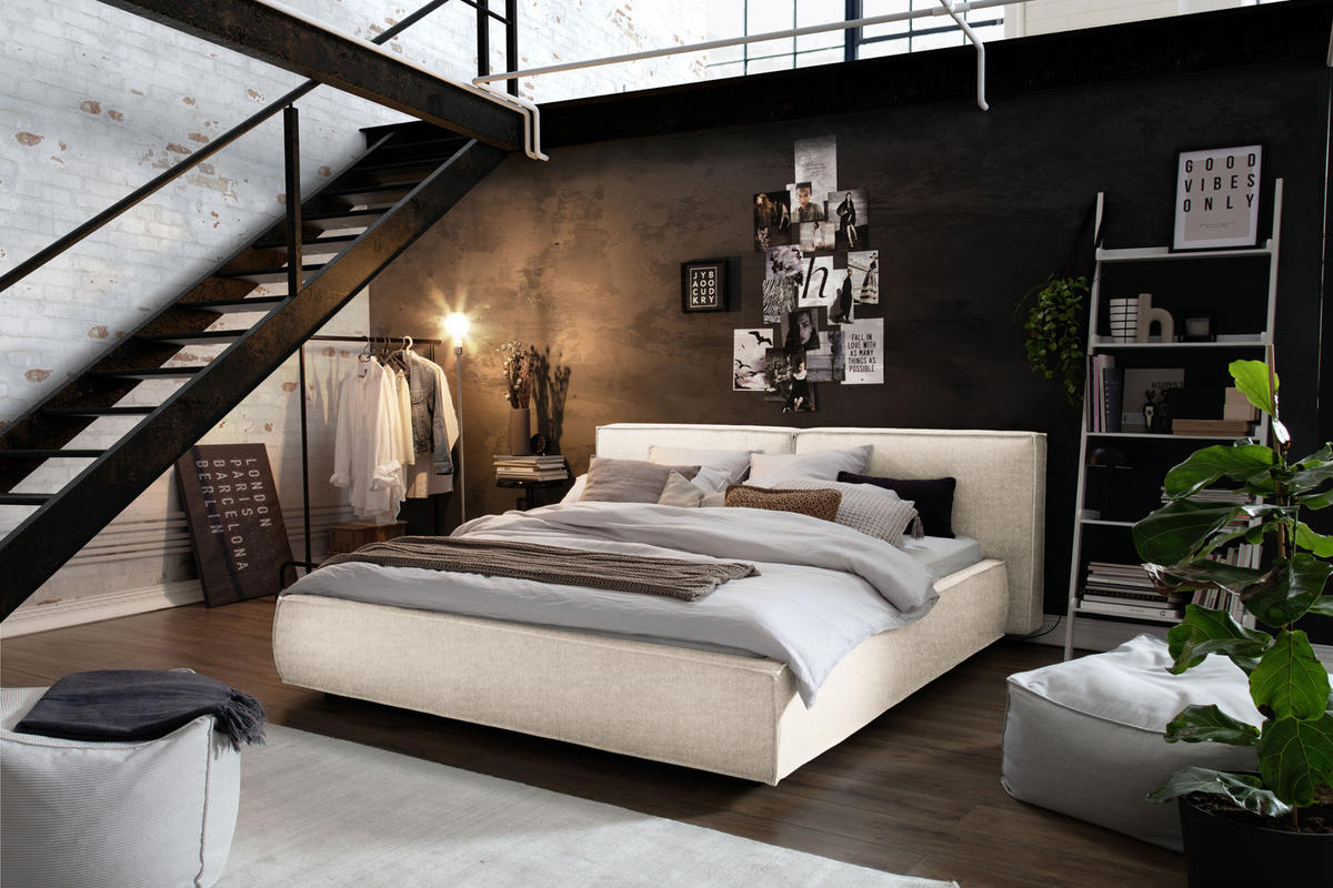 POLSTERBETT CARLO Cremeweiß Massivholz - Creme, Textil (160/200cm) - KAWOLA
