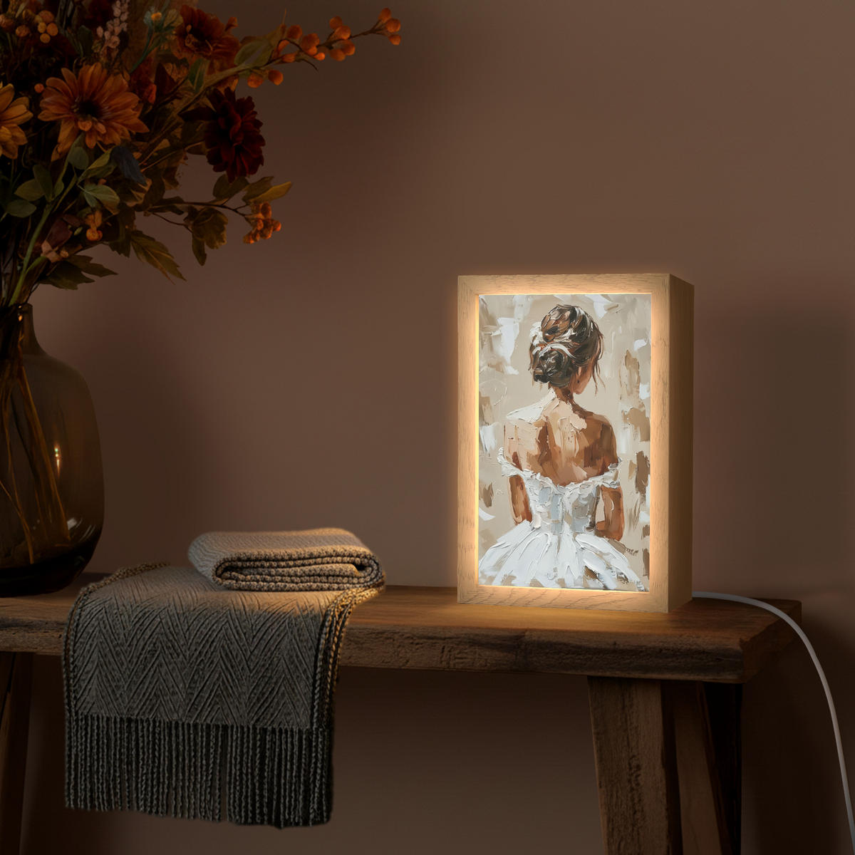 NÁSTĚNNÁ LAMPA Žena - malba - abstraktní - béžová - moderní 20x30 cm - světle hnědá, kompozitní dřevo (20/30/8cm) - OnlyWow