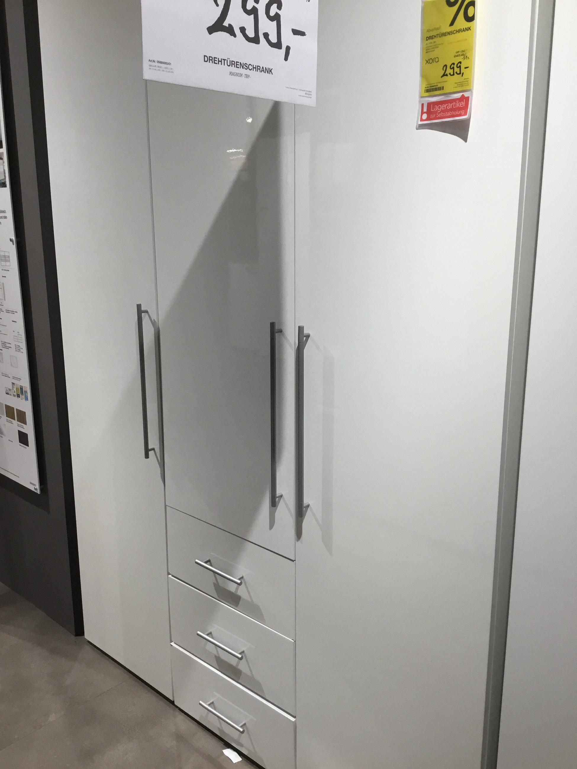 Drehtürenschrank Magnum - Xora