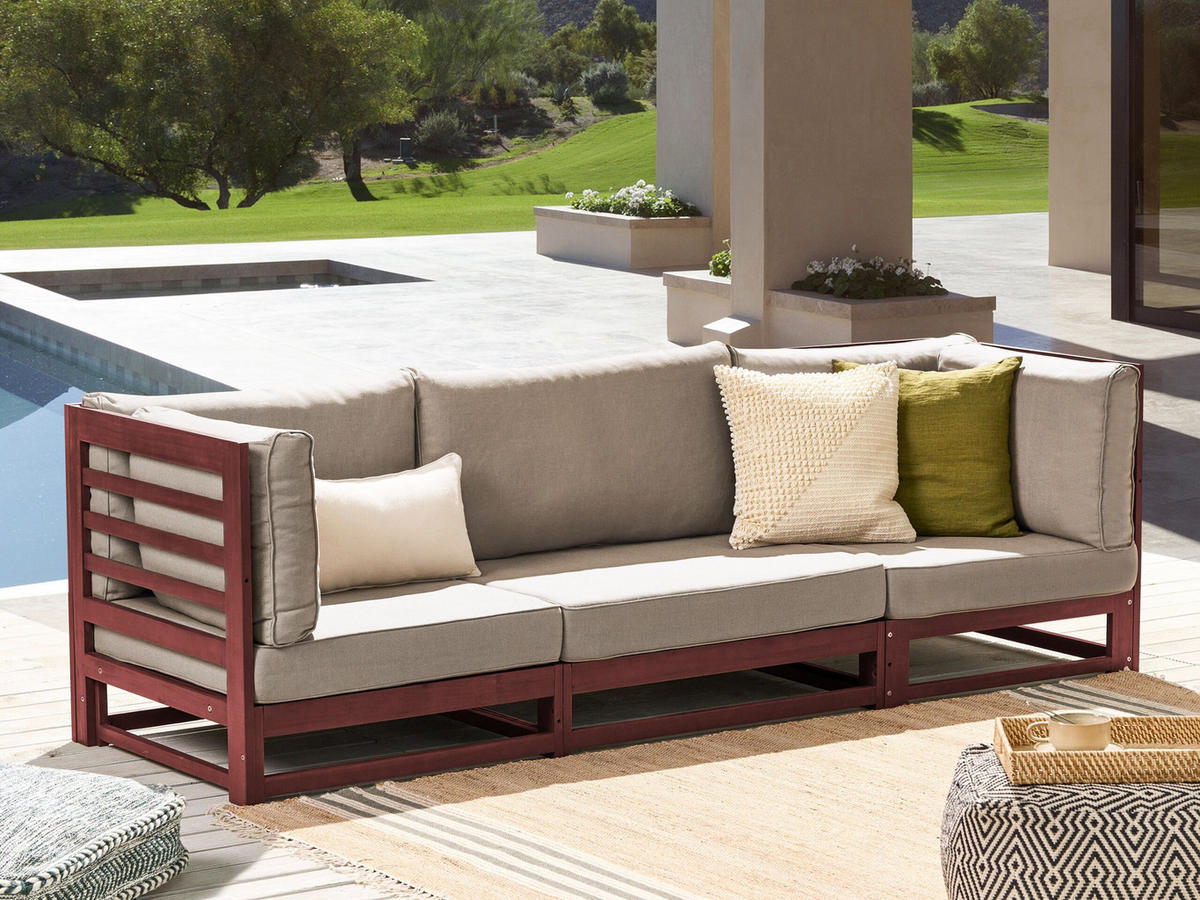 GARTENSOFA 3-Sitzer Akazienholz mahagonibraun Auflagen taupe Trani - Beige/Grau, Holz (235/72/75cm) - Beliani