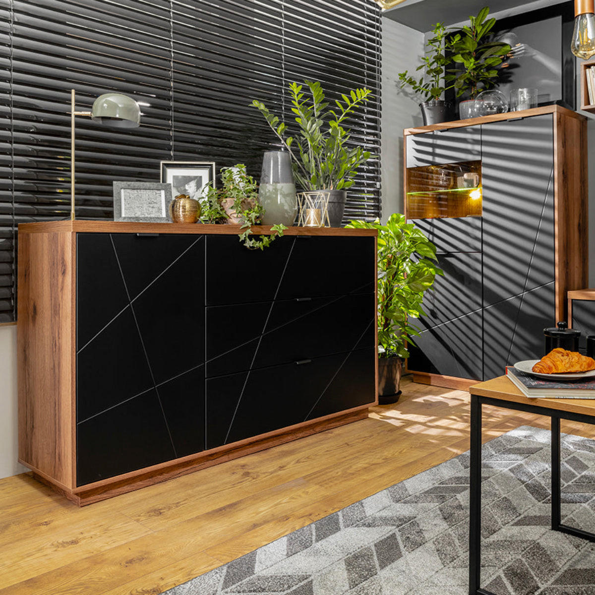 SIDEBOARD Sven Černá a dřevo - černá, kompozitní dřevo (156/93/43cm) - Petits-meubles