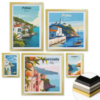 WANDBILDER 5er Set - 50x50 cm & 20x30 cm & 40x60 cm Goldrahmen - Farbenfrohe Illustrationen von Retro-Städten - Goldfarben, Kunststoff (40/60cm) - ArtPrintCave