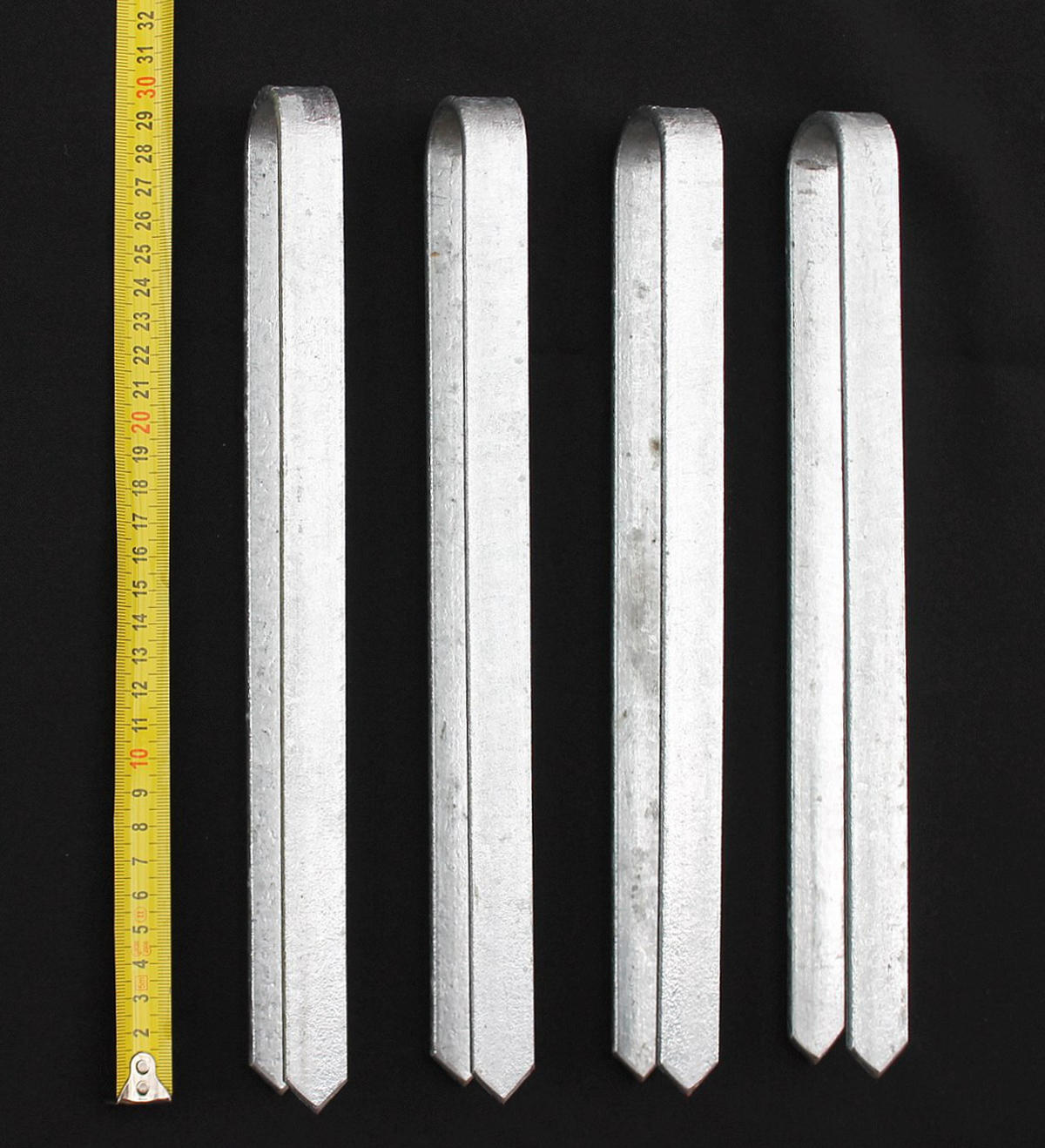 BODENANKER 4 Stück verzinkt für Rosenbogen 30 cm XL - Grau, Metall (38/30/20cm) - DanDiBo