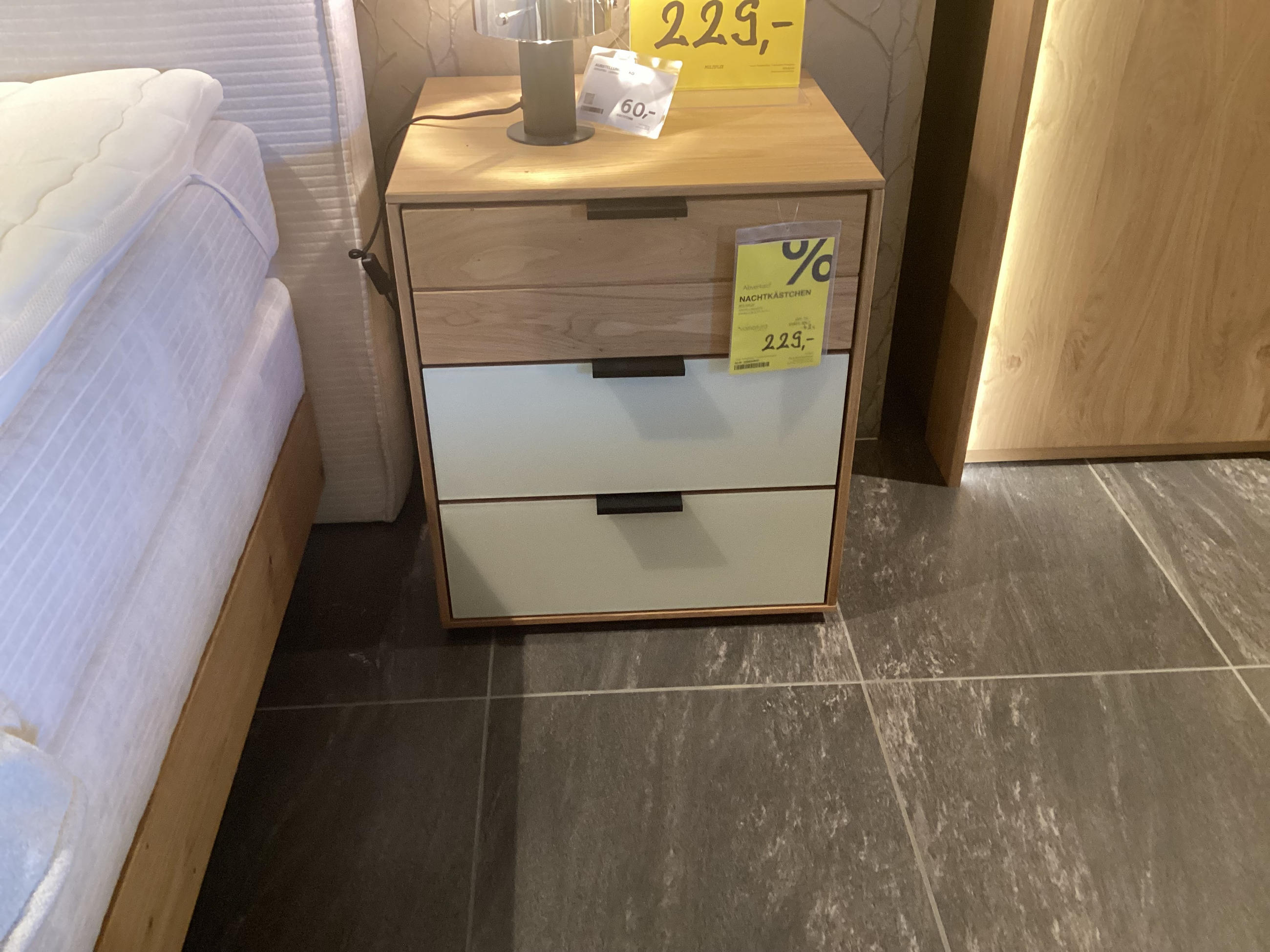 Nachtkästchen Multiplex - Linea Natura