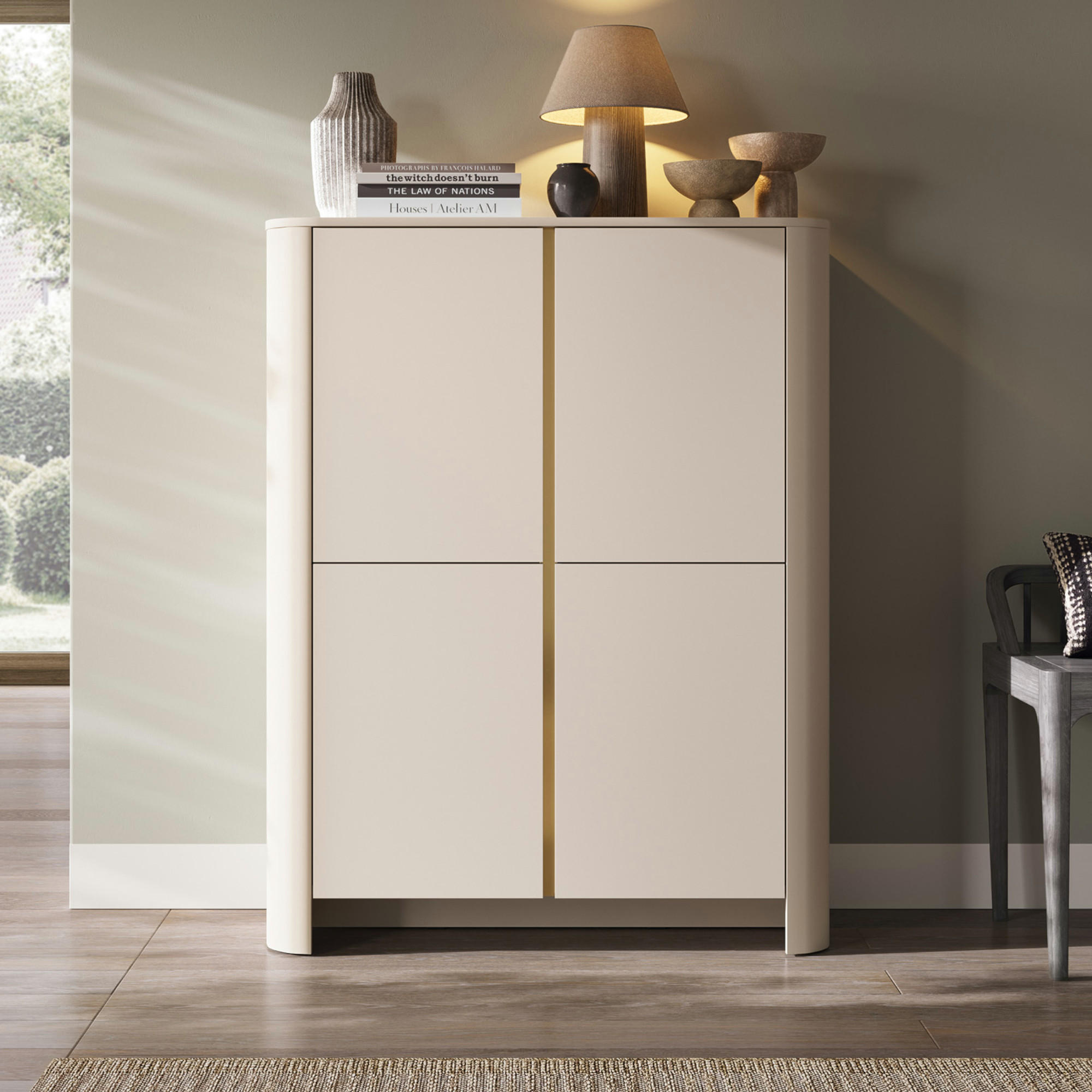 SIDEBOARD AMOS KOM1-4D Abgerundeter Korpus, Kaschmir - Kaschmir, Holzwerkstoff/Kunststoff (103/132/39cm) - Komodee