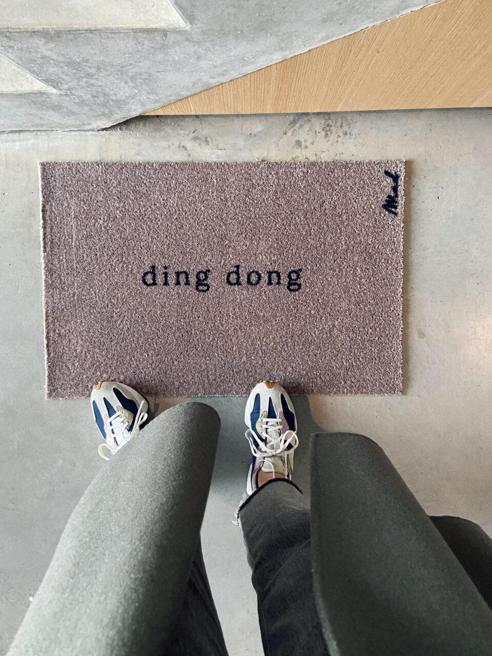 OUTDOOR FUßMATTE "Anna" mit Spruch "ding dong" Braun 50 x 75 cm - Schwarz/Braun, Kunststoff/Textil (50/75cm) - MAD ABOUT MATS