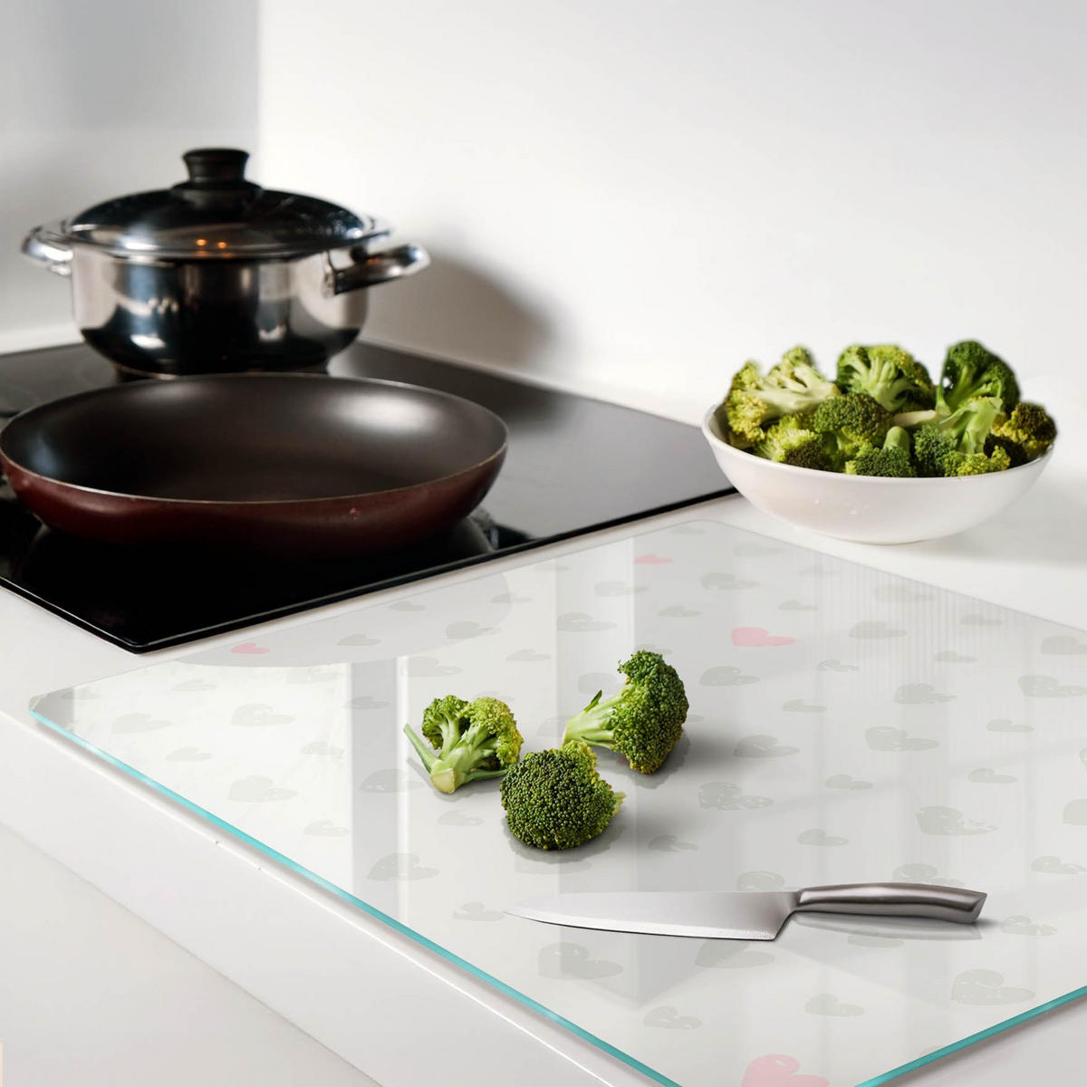 GLASPLATTE 60x52 cm Herzhintergrund - Grau, Glas (60/0.4/52cm) - TULUP