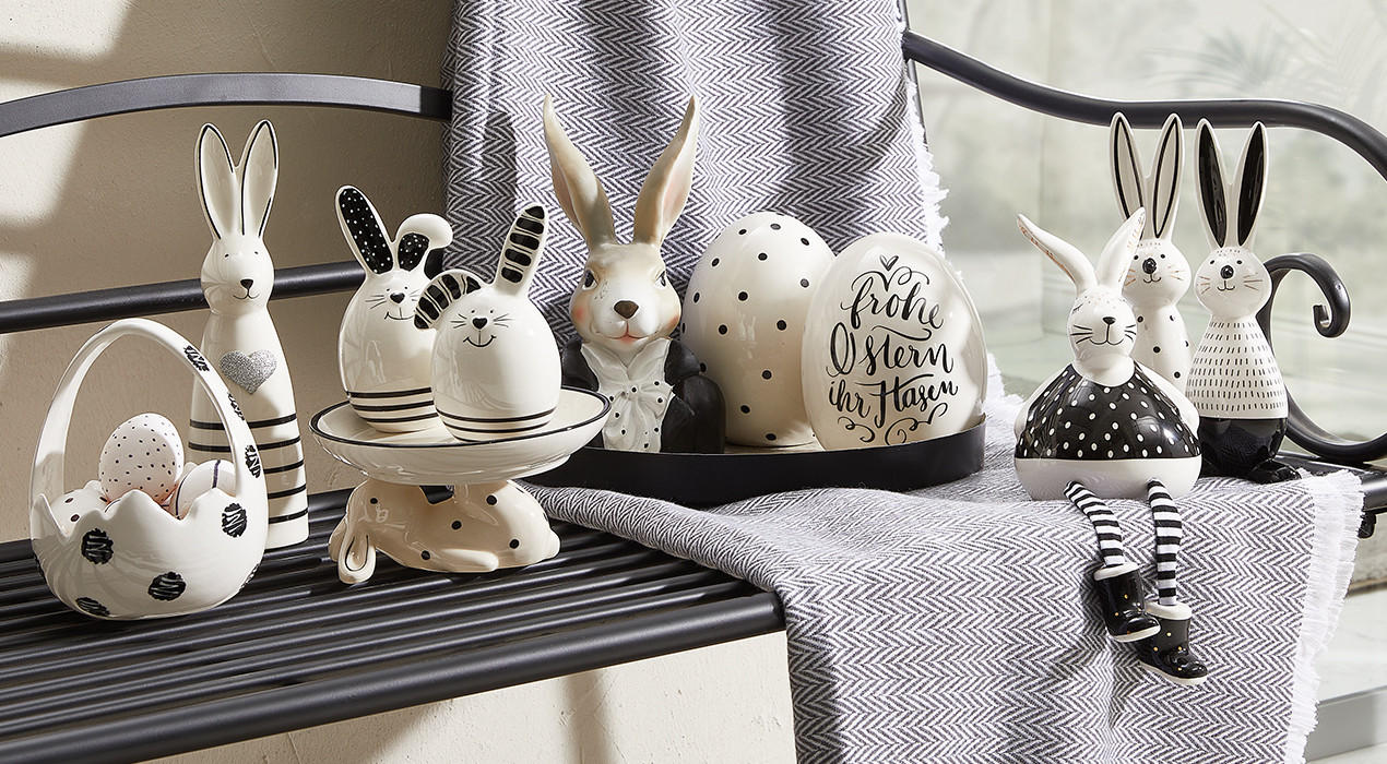 Osterdeko in schwarz und weiß