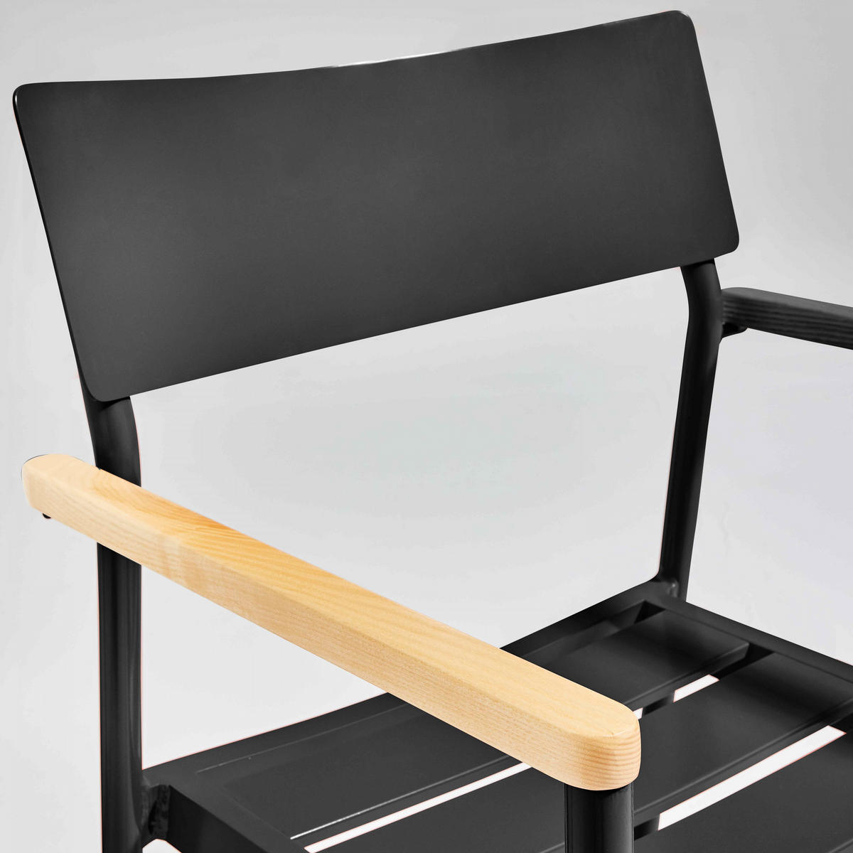 GARTENSTUHL, Holzfarbe und Schwarz - Schwarz, Metall (55.5/86/56.5cm) - Oviala