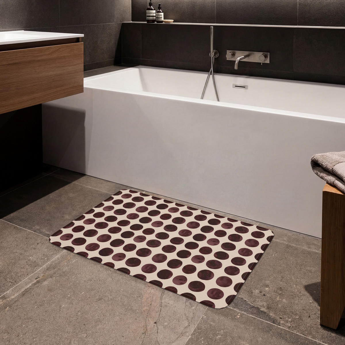 KOUPELNOVÁ PŘEDLOŽKA Puntíky - Vzor - Hnědý 80x50 cm - bordeaux, textil/plast (80/50cm)