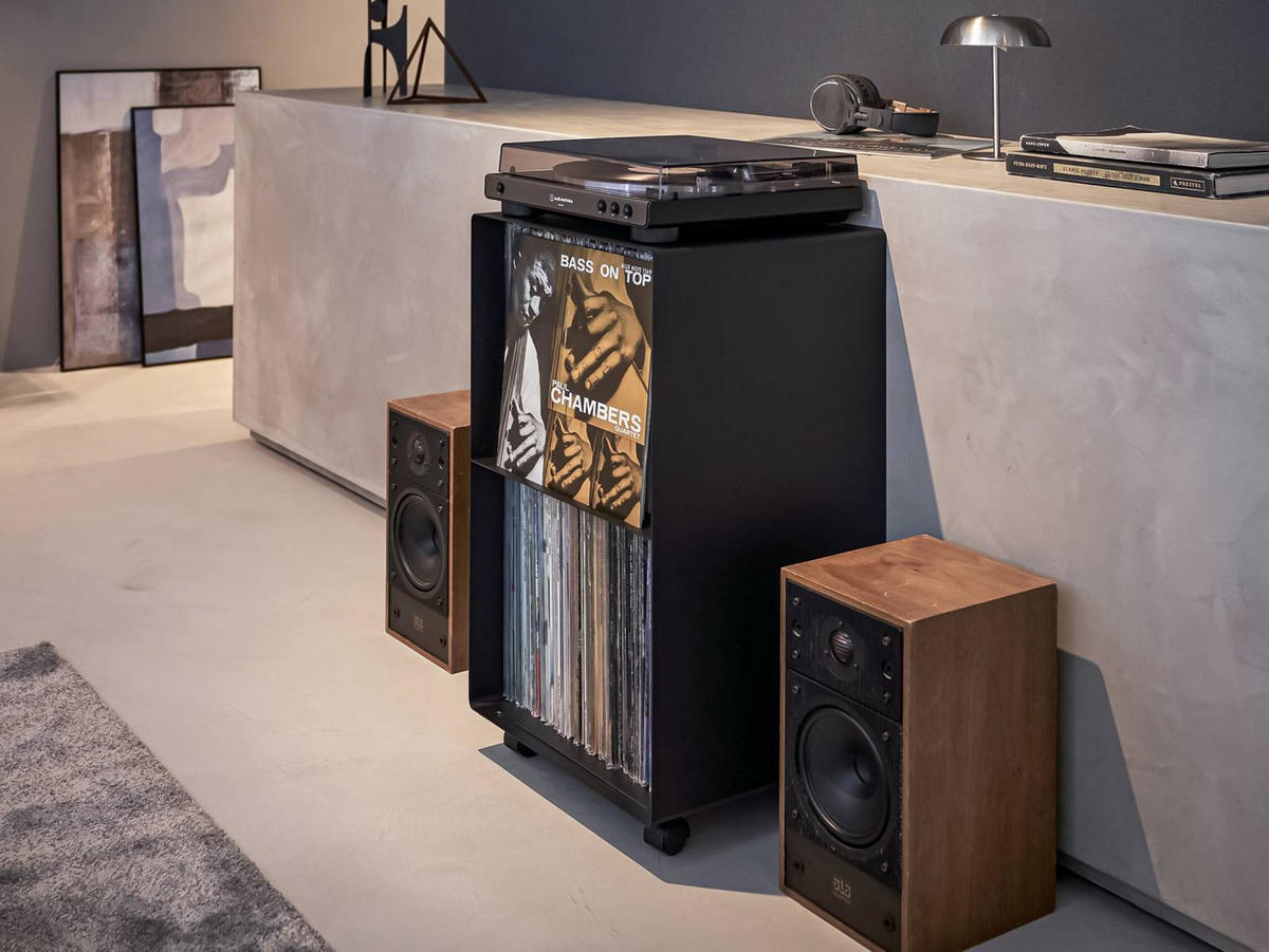 SCHALLPLATTENREGAL Tower schwarz 40/73/38 cm - Schwarz, Metall (40/74/38cm) - Yamazaki