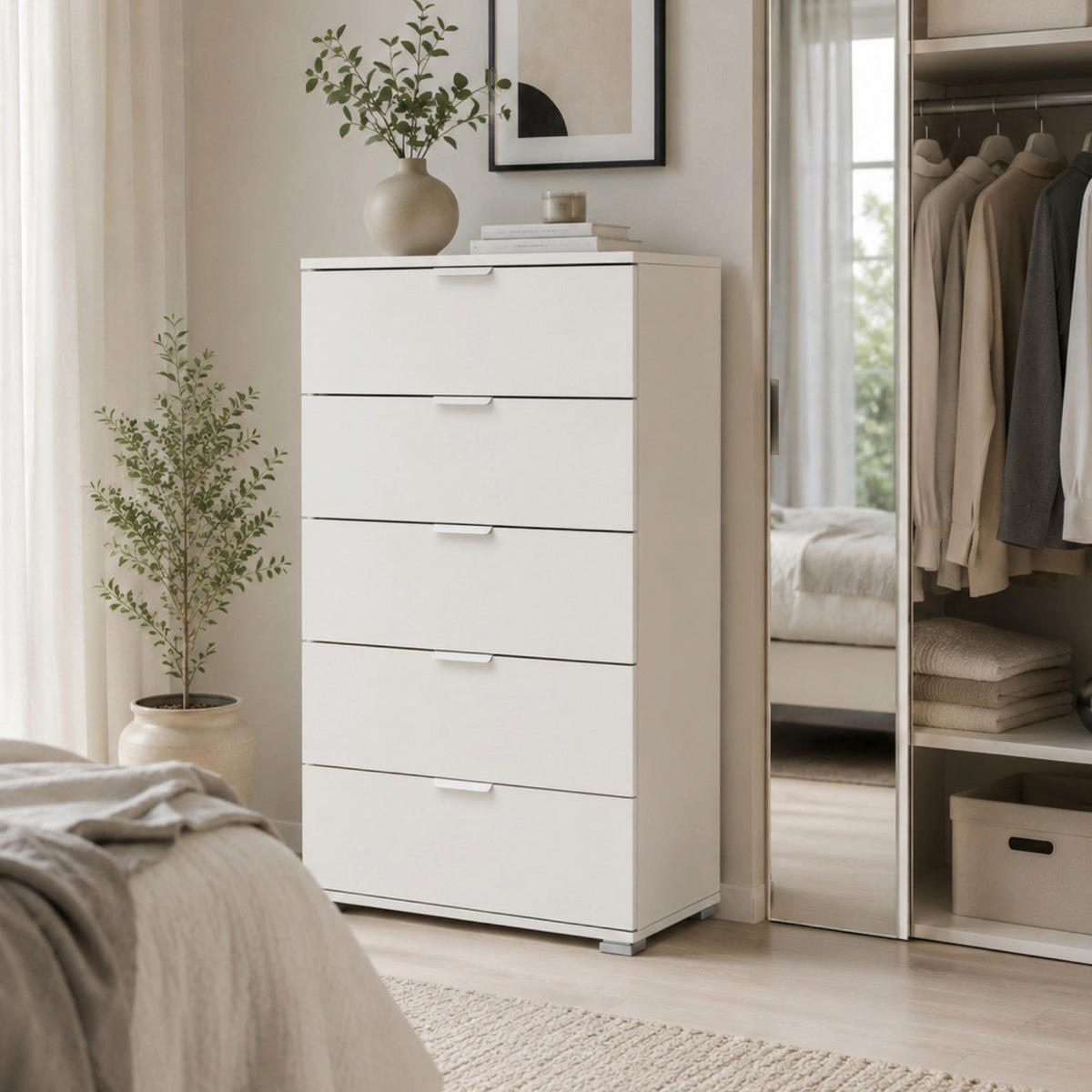 BELA Komoda s 5 Predali Že Sestavljena ; Prostorsko Varčno Pohištvo 60x103x38 cm - bela, leseni material - The White Stone