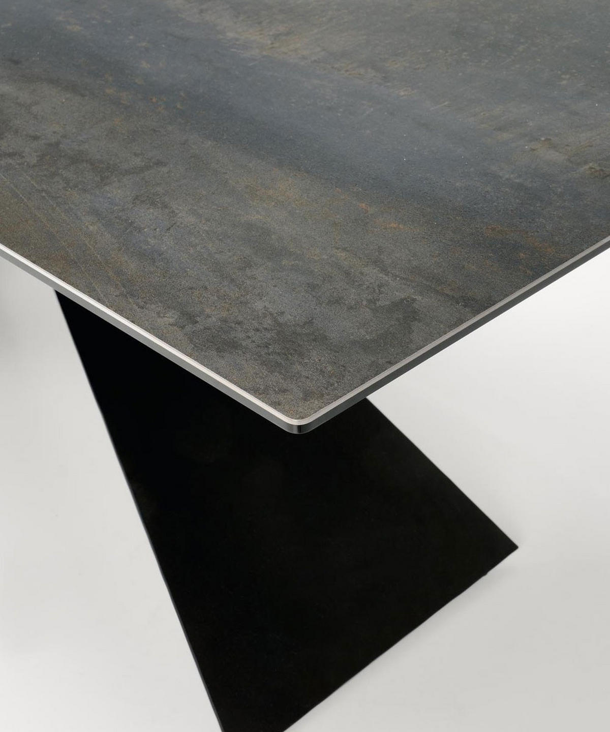 ESSTISCH Luciano Stahlblau-Oxid-Optik / schwarz 180-230 / 90 / 75cm - Blau/Schwarz, Holz/Keramik (230/90/76cm) - Feldmann-Wohnen