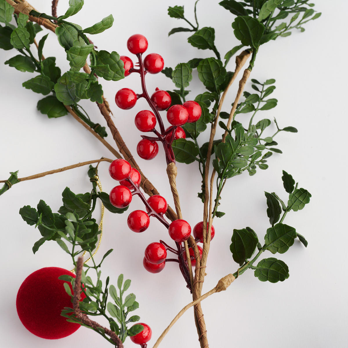 GIRLANDE SOLME, 50x22x8 cm, Rot, Weihnachtsgirlande, Weihnachtsdekoration, Weihnachtsdeko, Deko Wohnzimmer, Winter Christmas, XMAS Geschenk - Rot, Kunststoff (122cm) - home&you